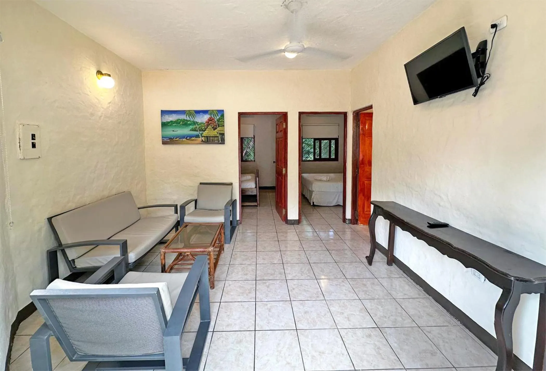 Living room in Surf Ranch Hotel & Resort