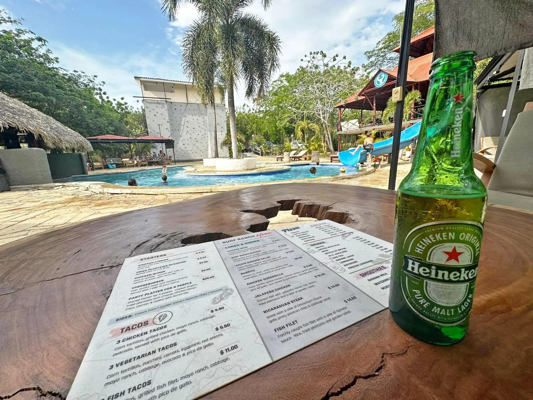 Restaurant/places to eat in Surf Ranch Hotel & Resort