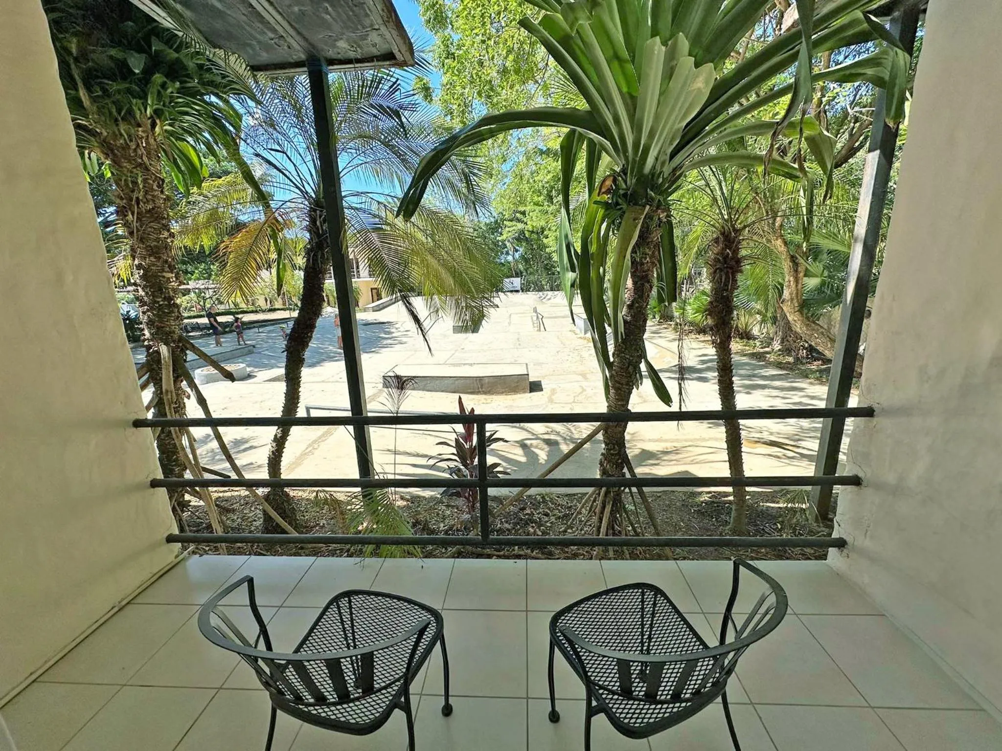 Patio in Surf Ranch Hotel & Resort