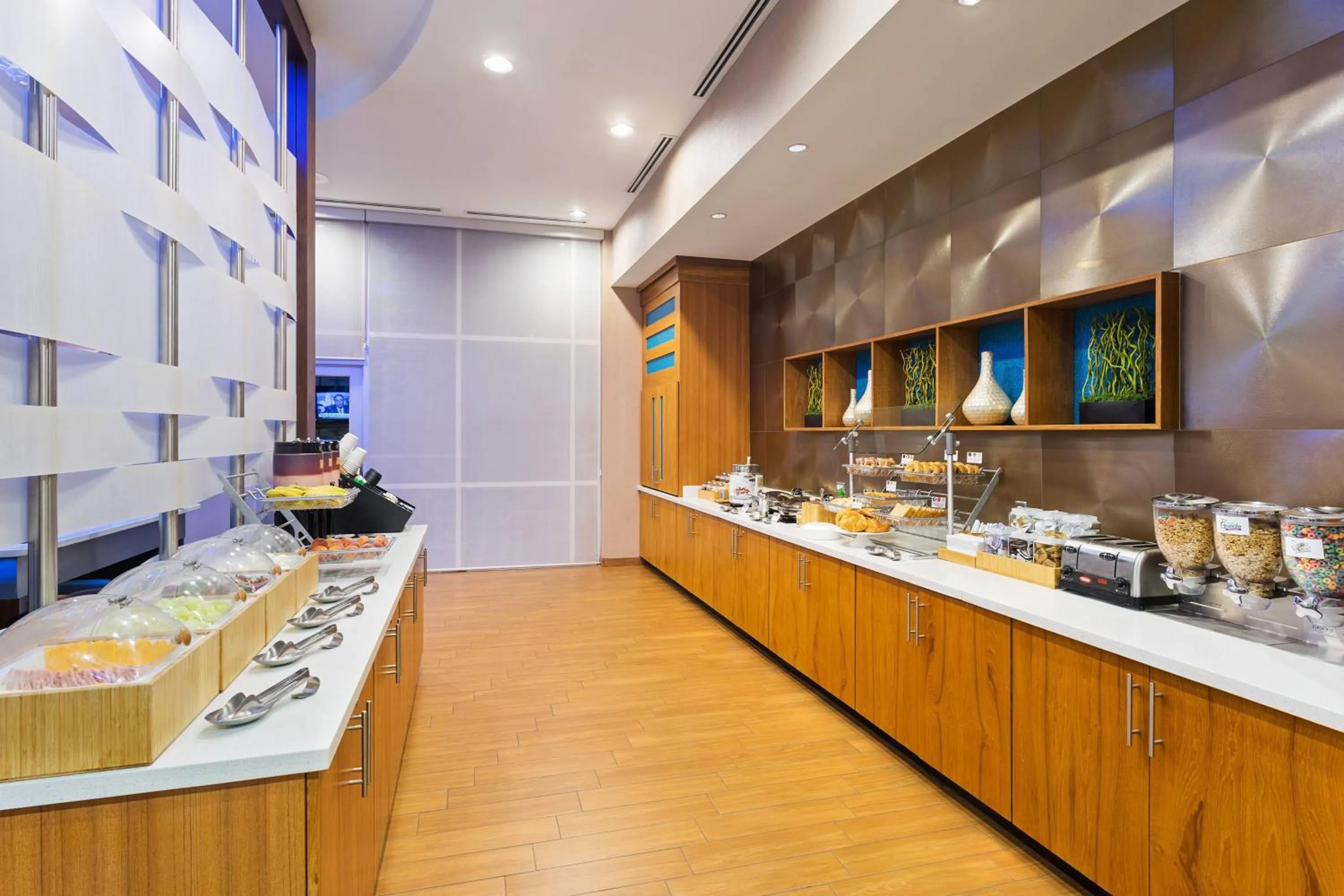 Breakfast in SpringHill Suites by Marriott Midland Odessa