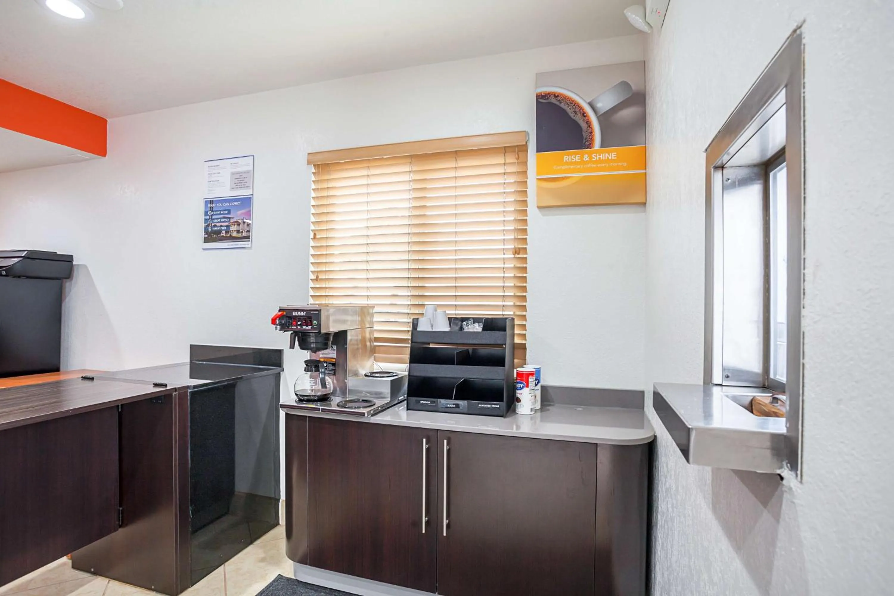 Coffee/tea facilities in Motel 6-Ventura, CA - Downtown