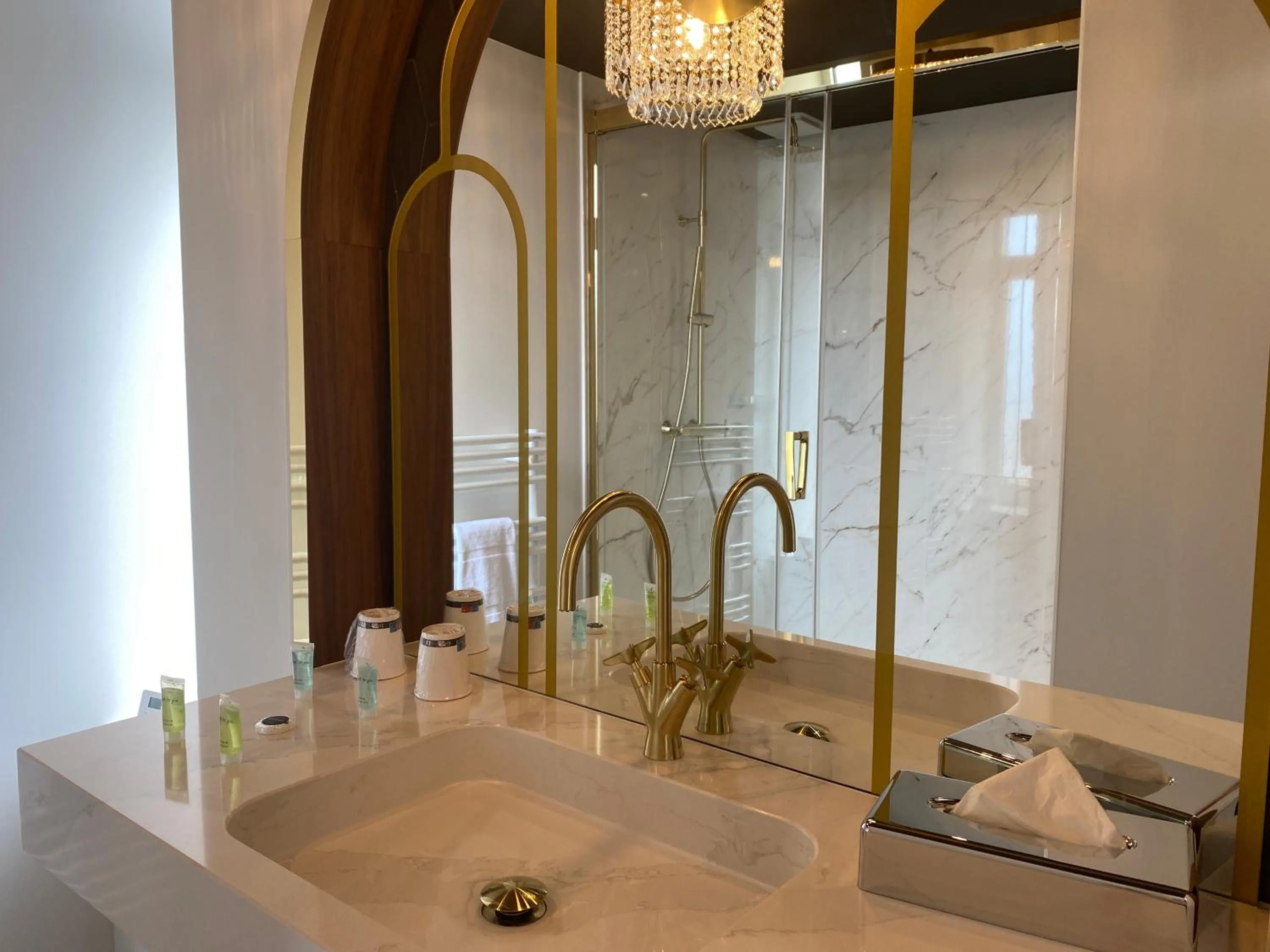 Bathroom in Park Hotel Bellevue