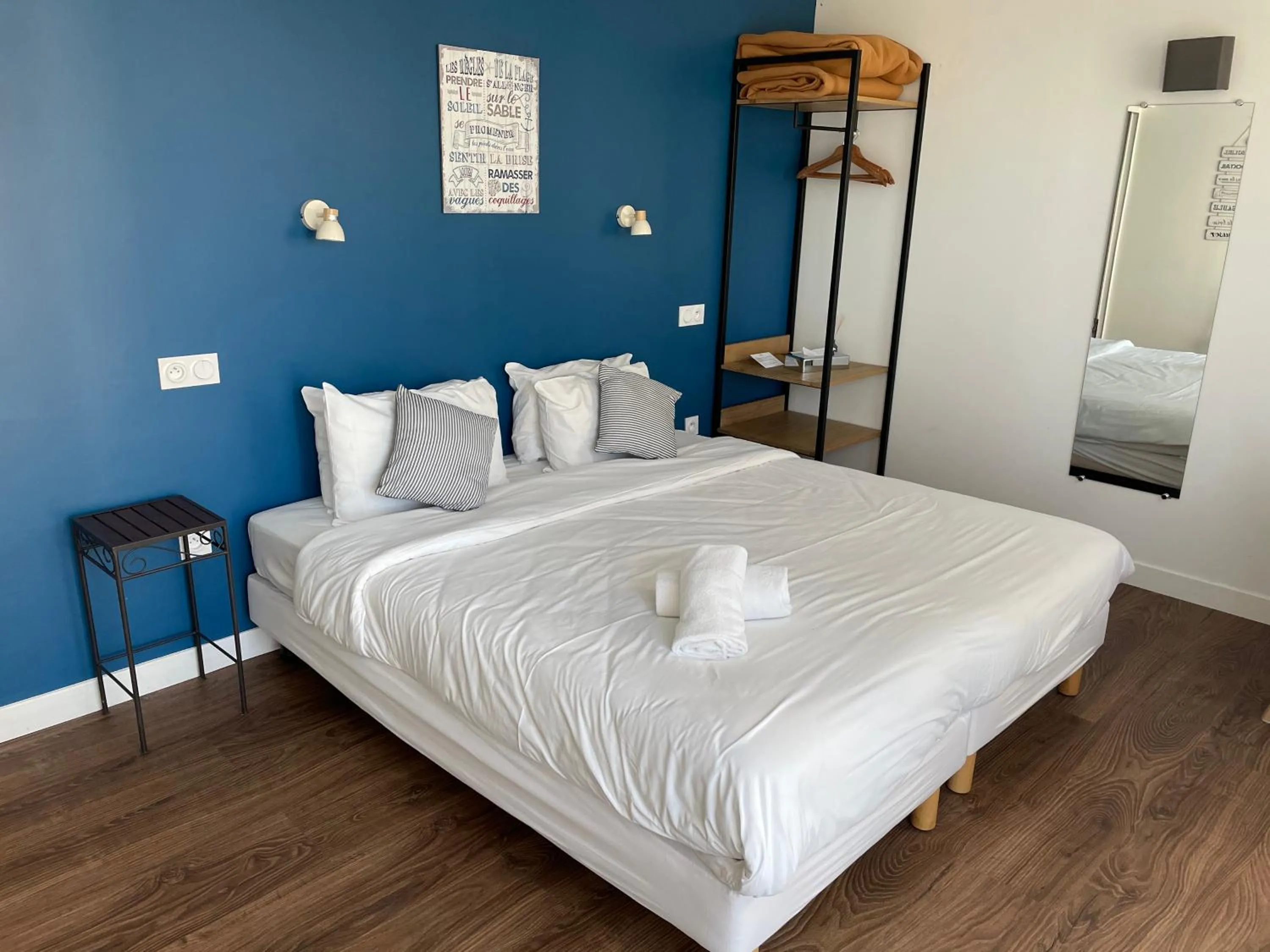 Photo of the whole room, Bed in Park Hotel Bellevue