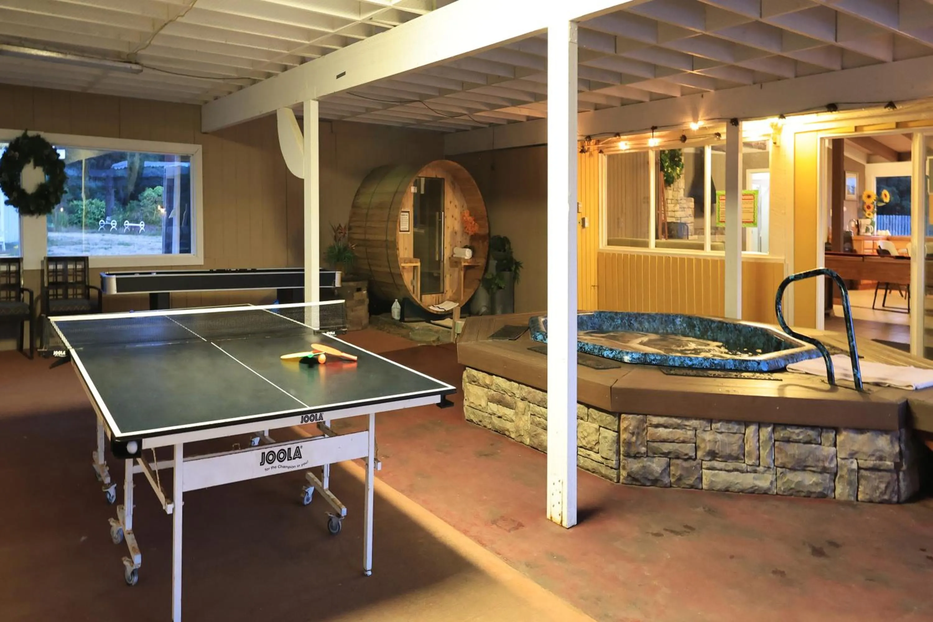 Game Room in Beachwood Condos & Resort