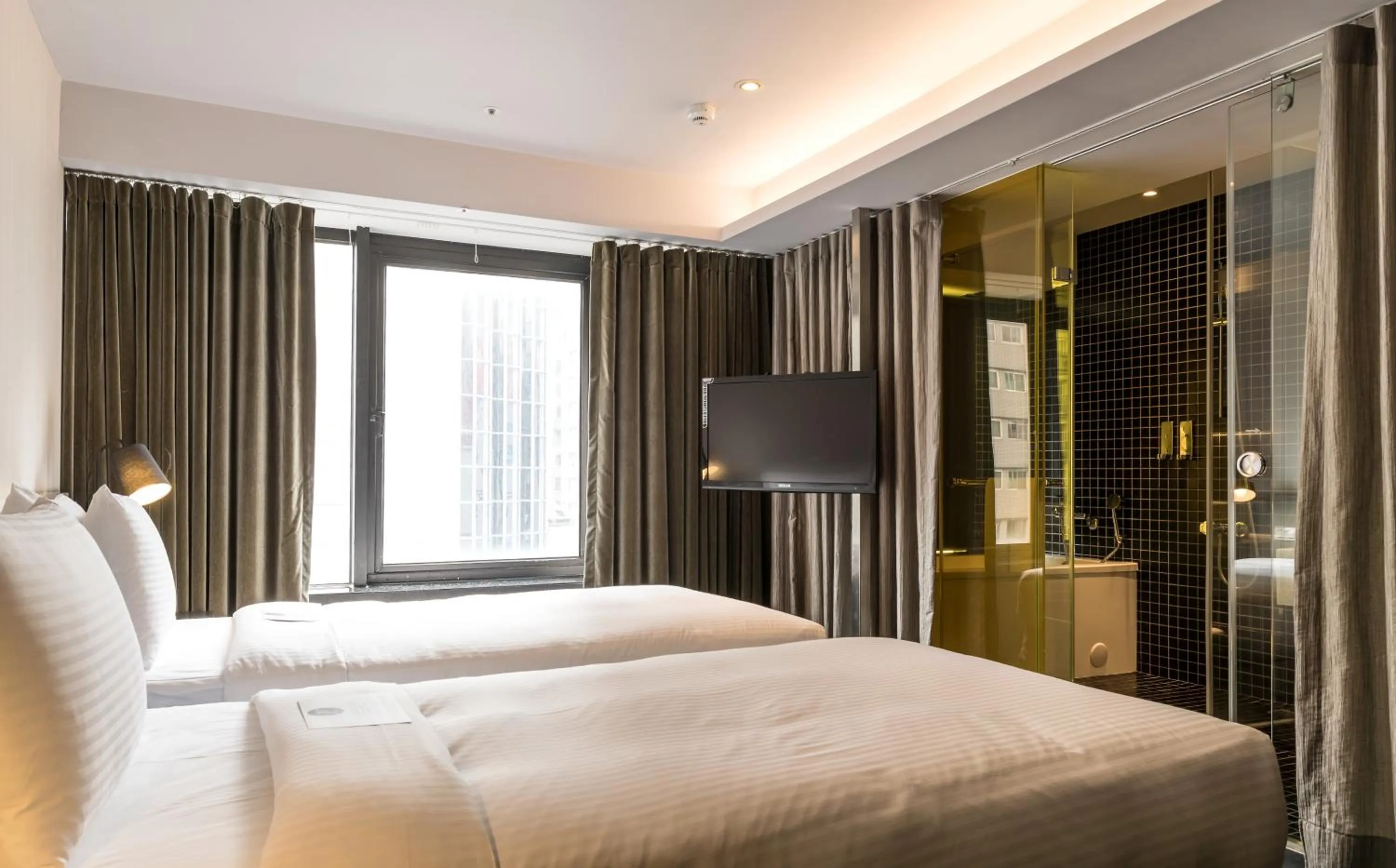 Bed in Vendome East Inn