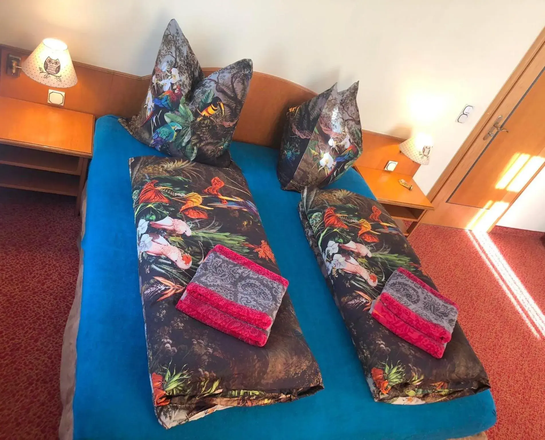 Family Room with Bathroom in Hotel Eulenspiegel - Das Erlebnishotel in Riesa Family Room with Bathroom in Hotel Eulenspiegel - Das Erlebnishotel in Riesa