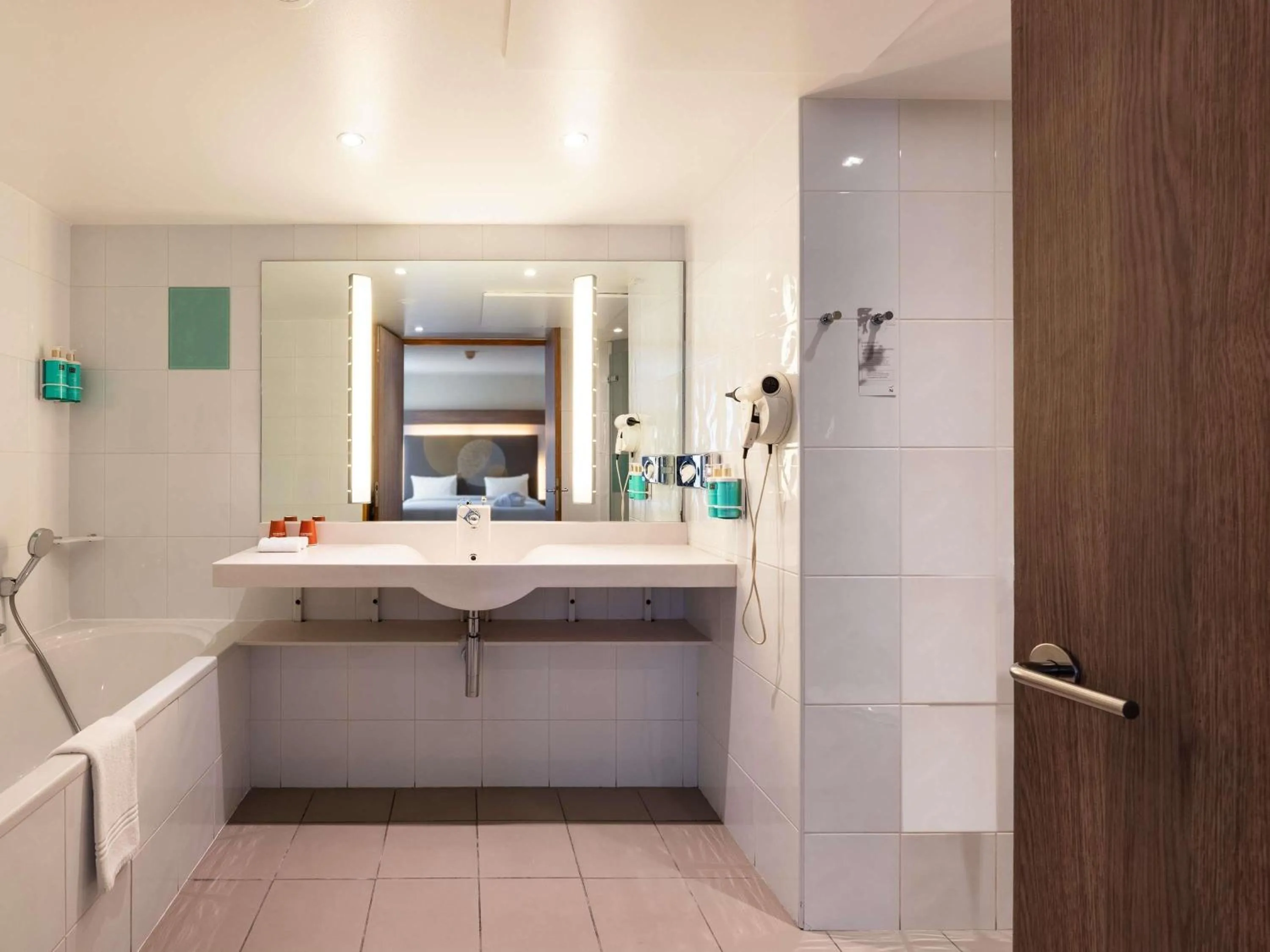 Bedroom in Novotel Paris Gare De Lyon