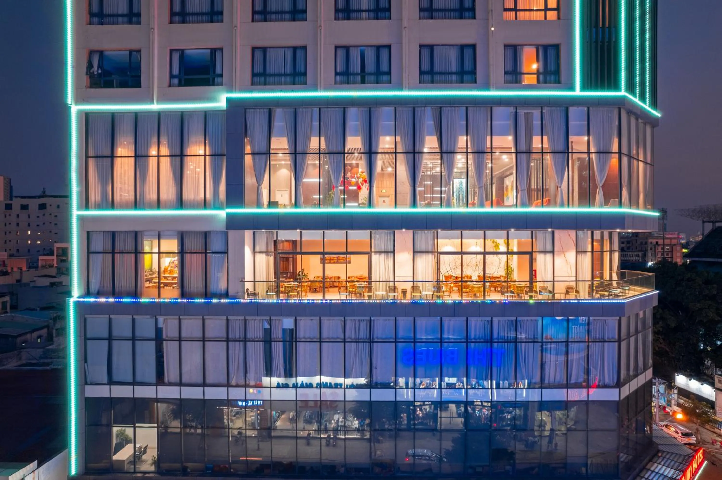 Property building in G8 Luxury Hotel and Spa Da Nang