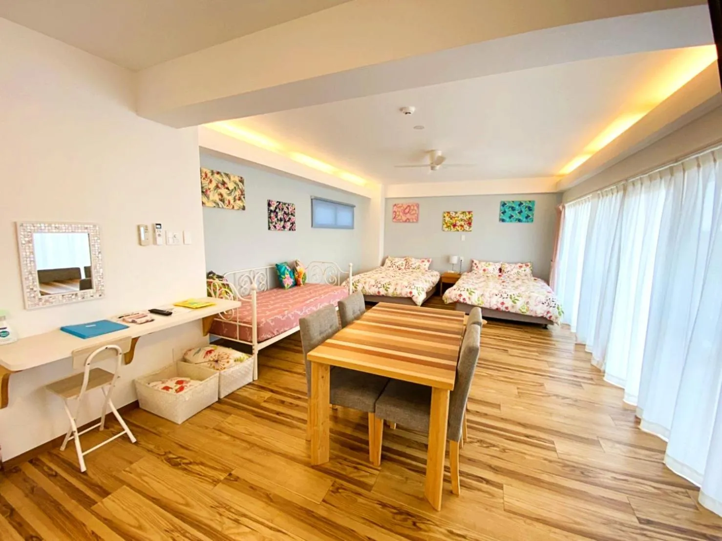 Photo of the whole room, Bed in HOTEL HOUKLEA