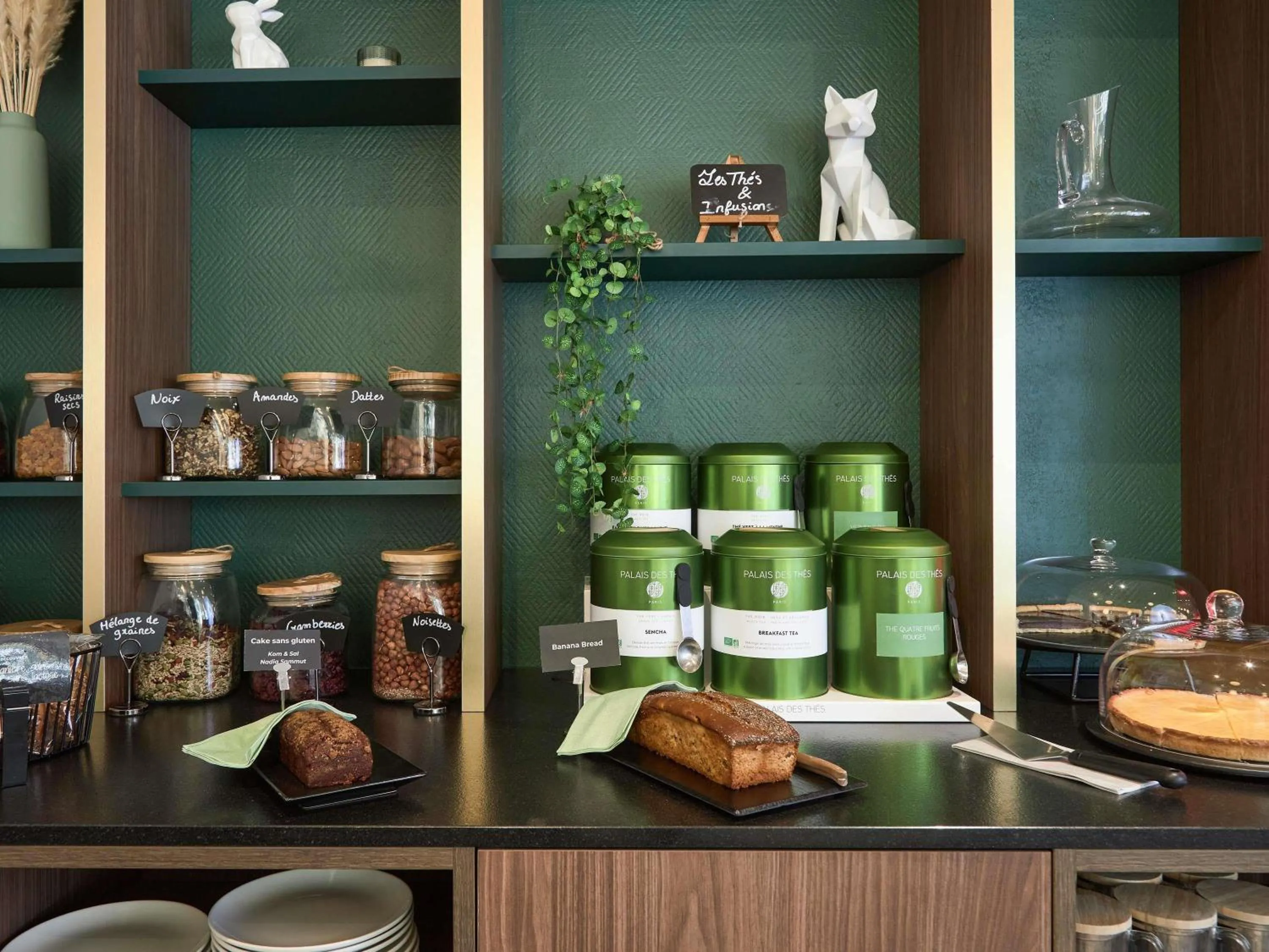 Breakfast in Mercure Aix en Provence Beaumanoir