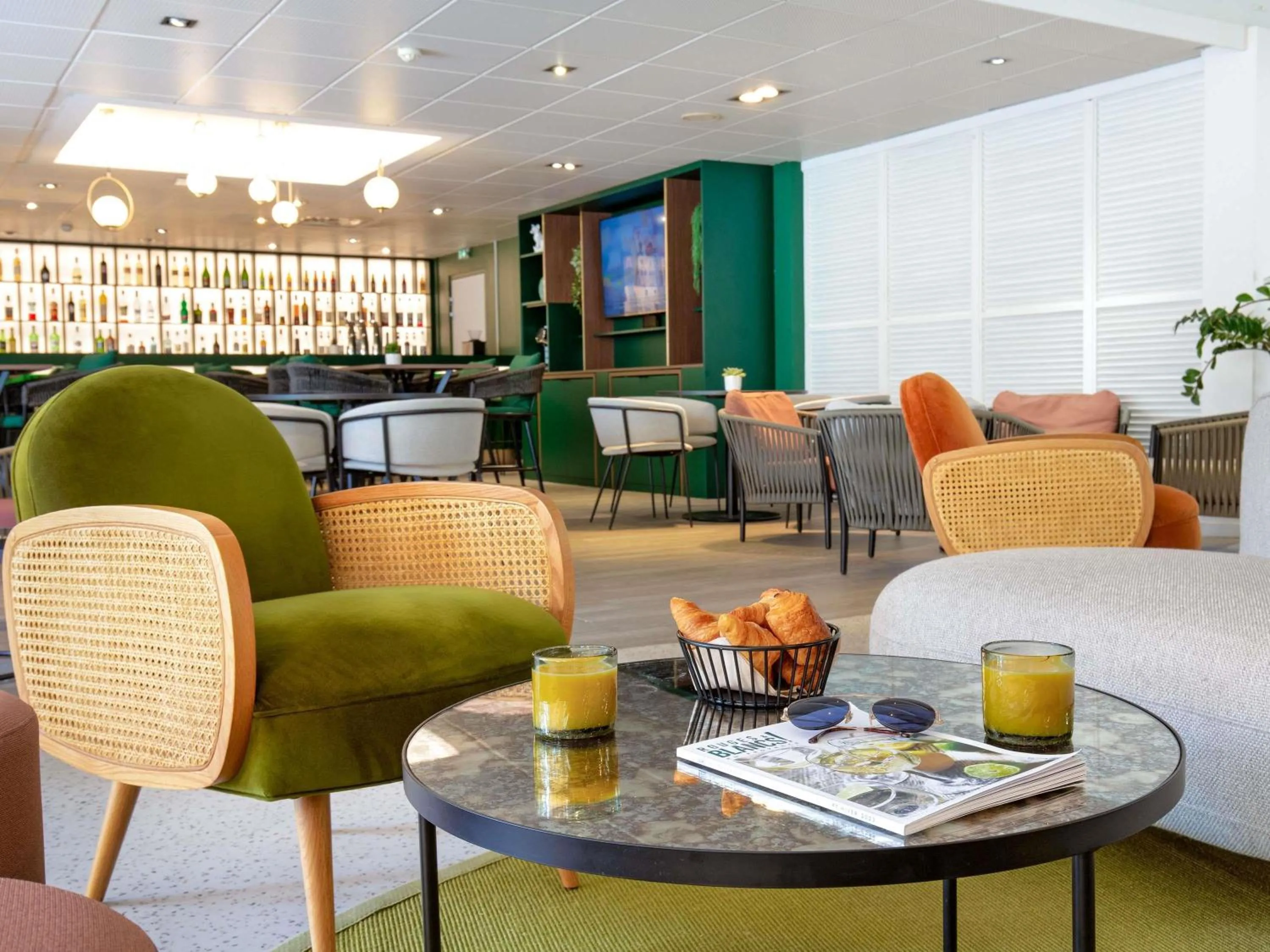 Property building in Mercure Aix en Provence Beaumanoir