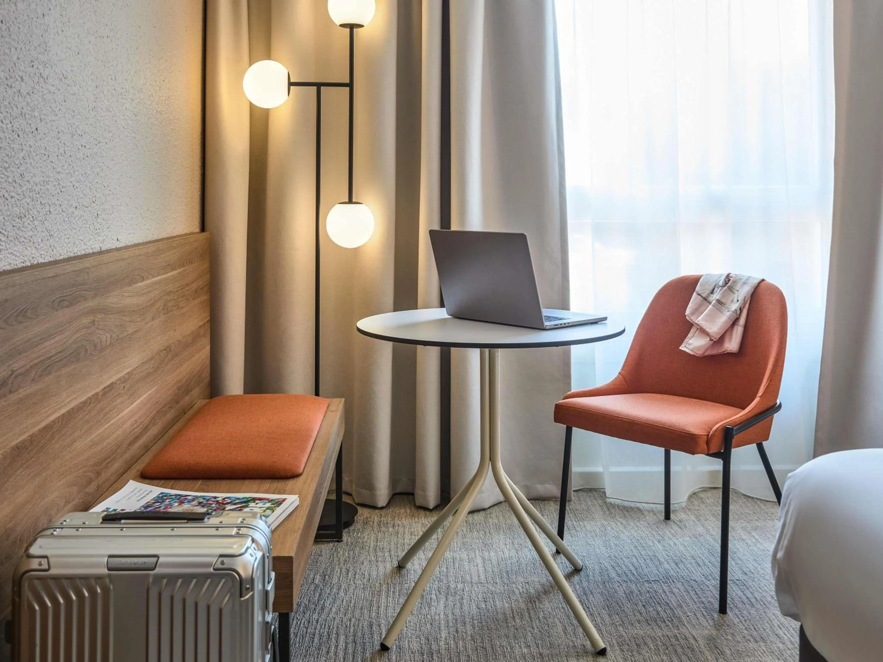 Bedroom in Mercure Aix en Provence Beaumanoir