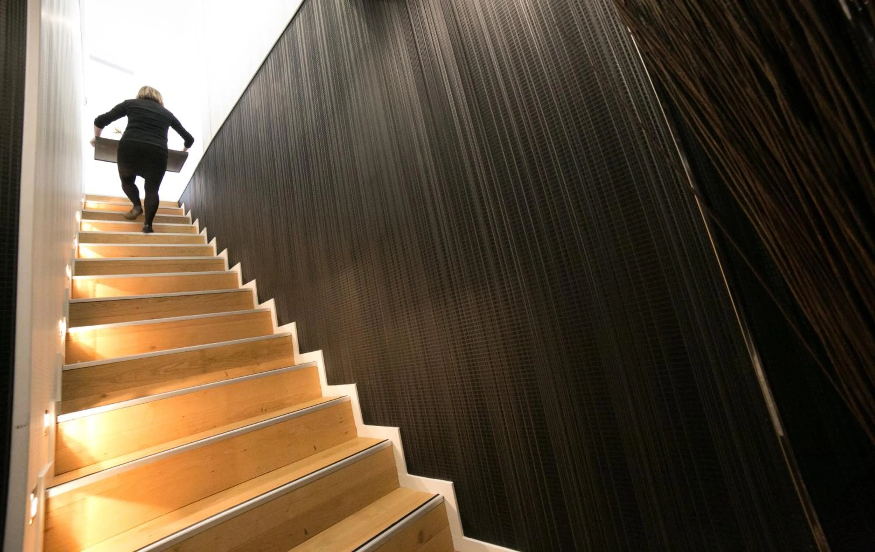 People in L'Empire Paris - Louvre