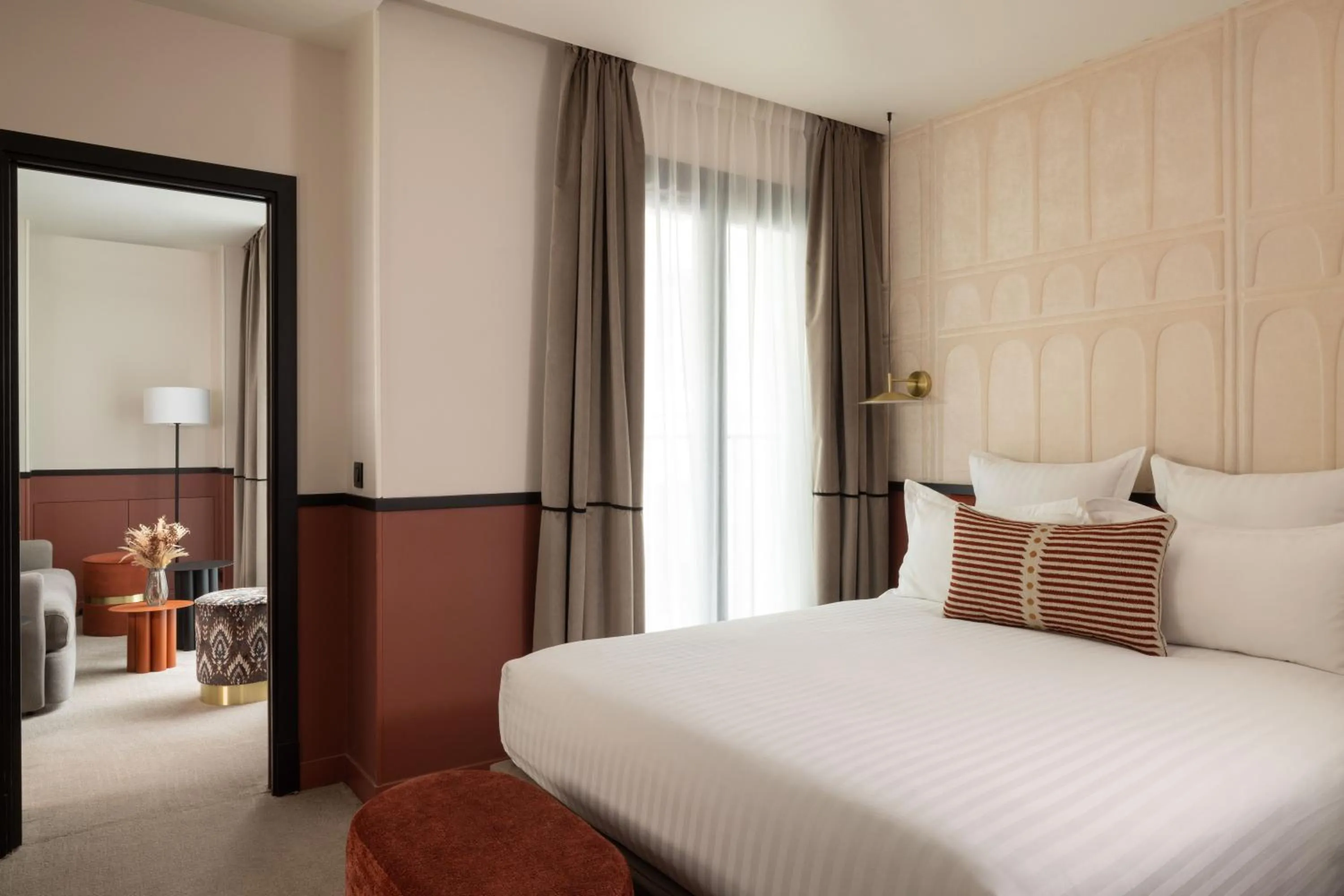 Bedroom, Bed in Hotel Grand Coeur Latin