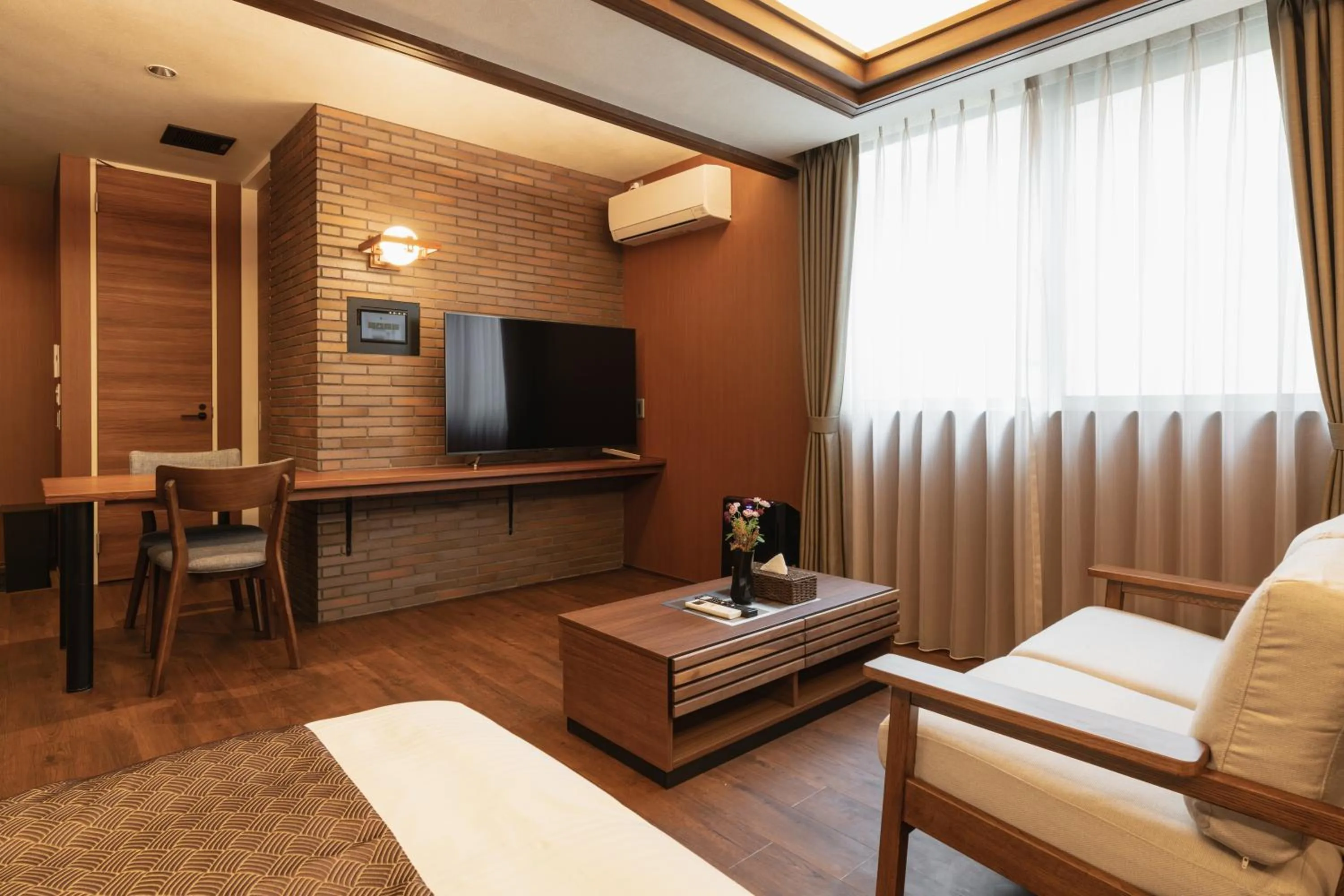 Living room in GRAND BASE Beppu