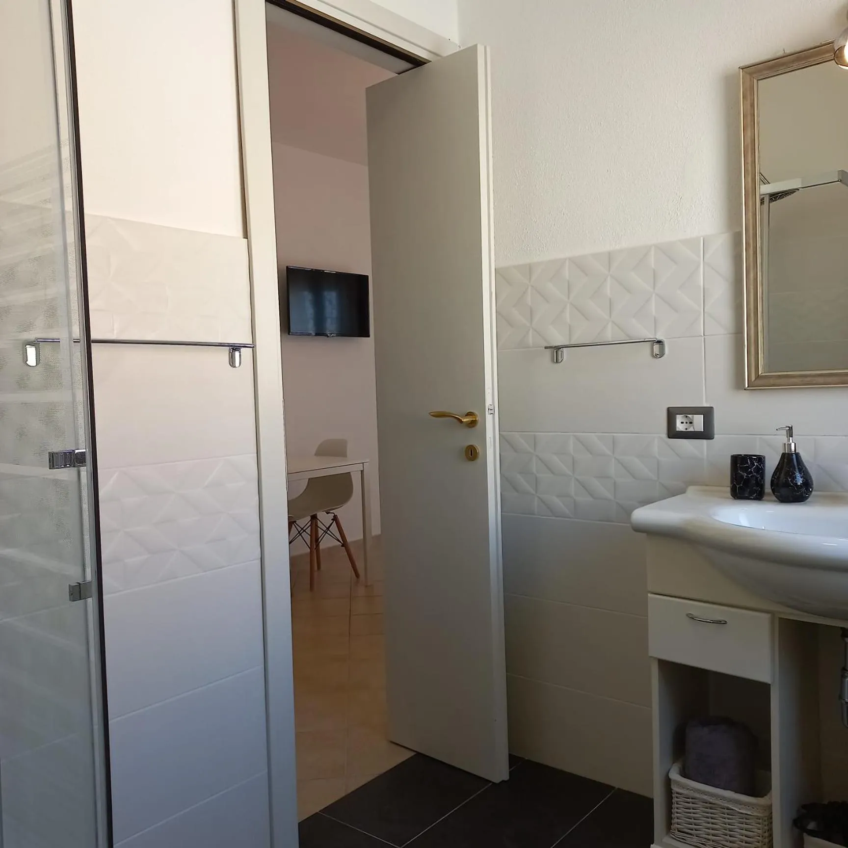 Bathroom in B&B Villa Orchidea