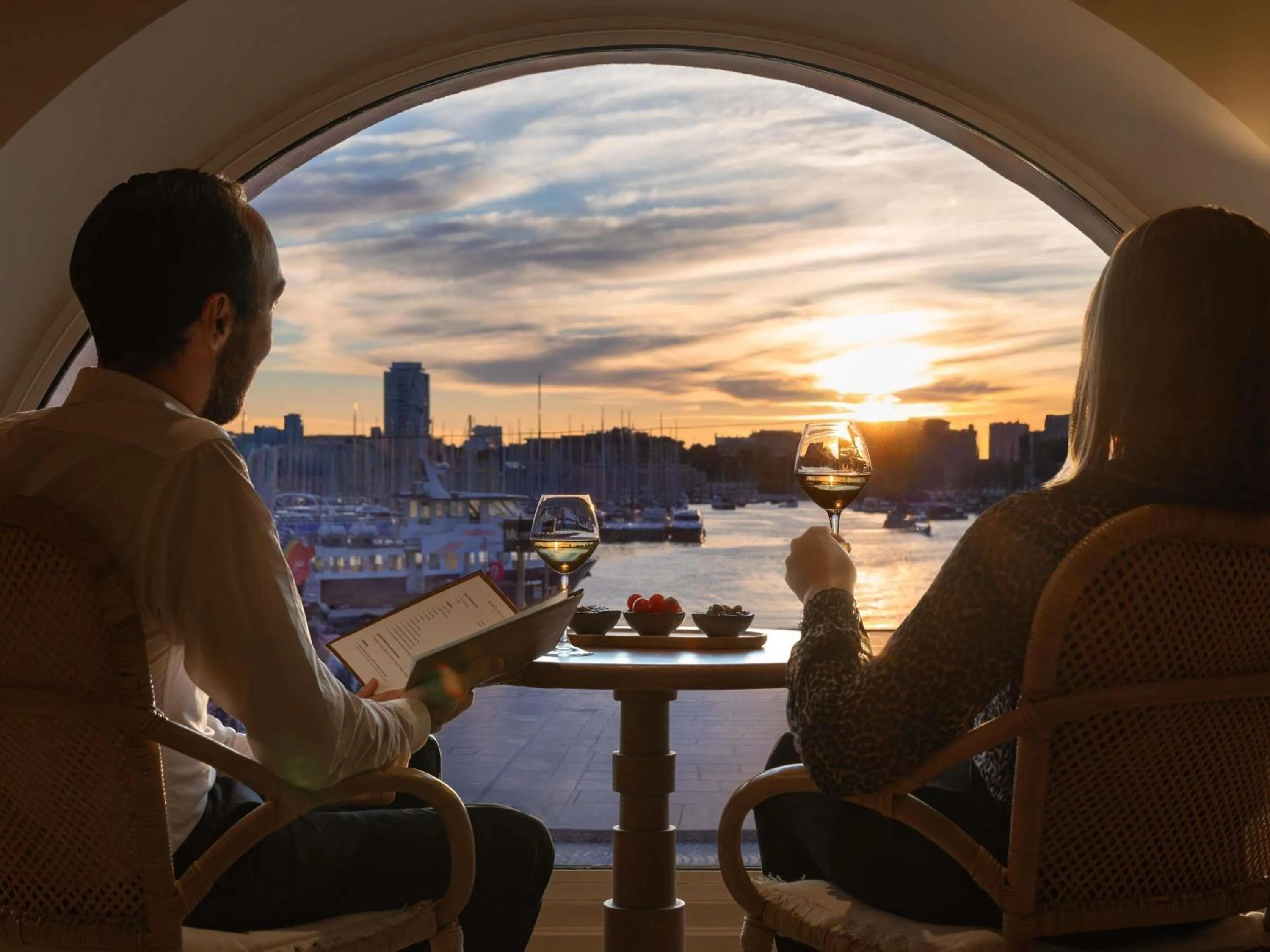 Lounge or bar in Grand Hotel Beauvau Marseille Vieux-Port - MGallery Collection