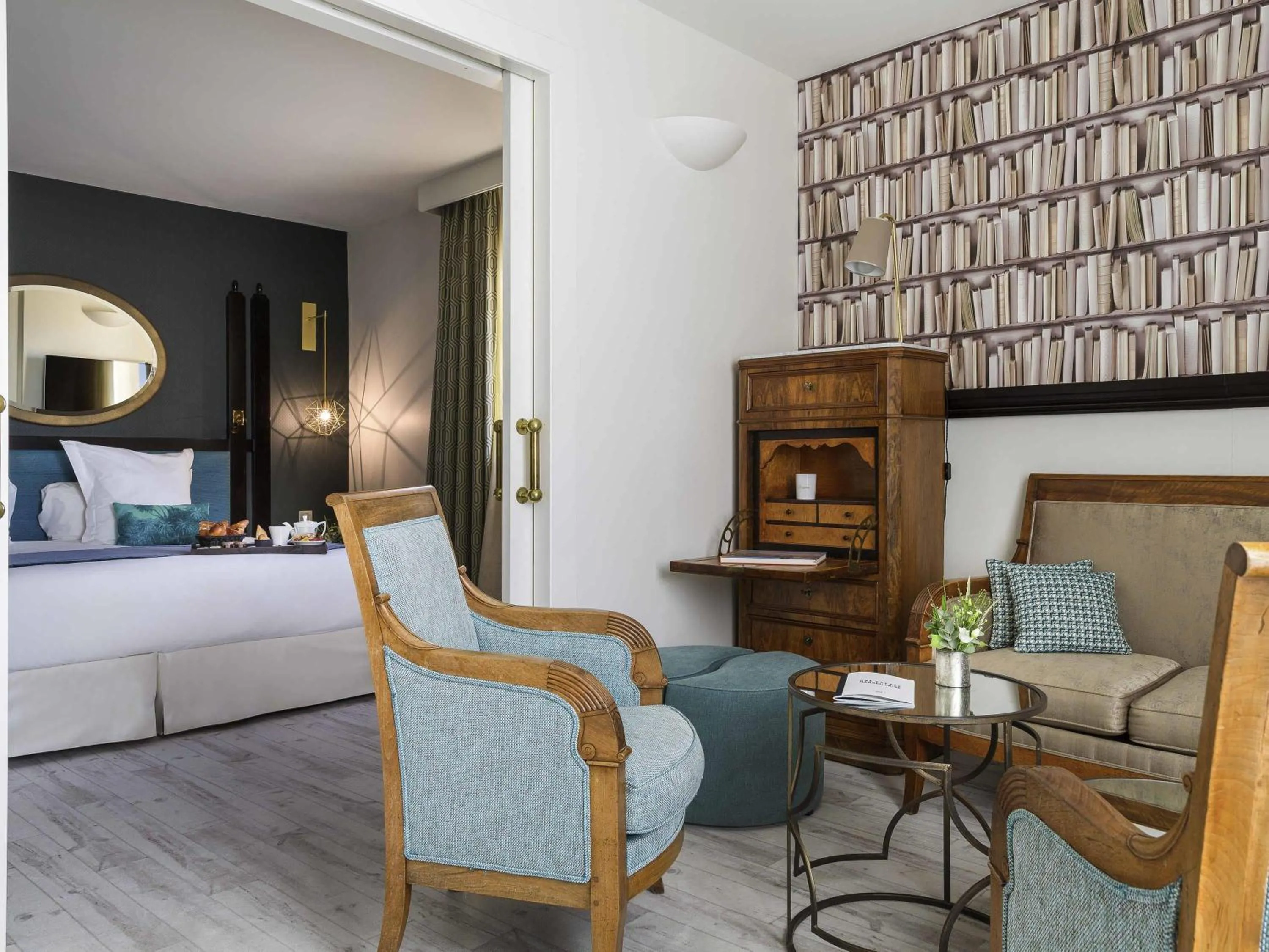 Photo of the whole room, Bed in Grand Hotel Beauvau Marseille Vieux-Port - MGallery Collection