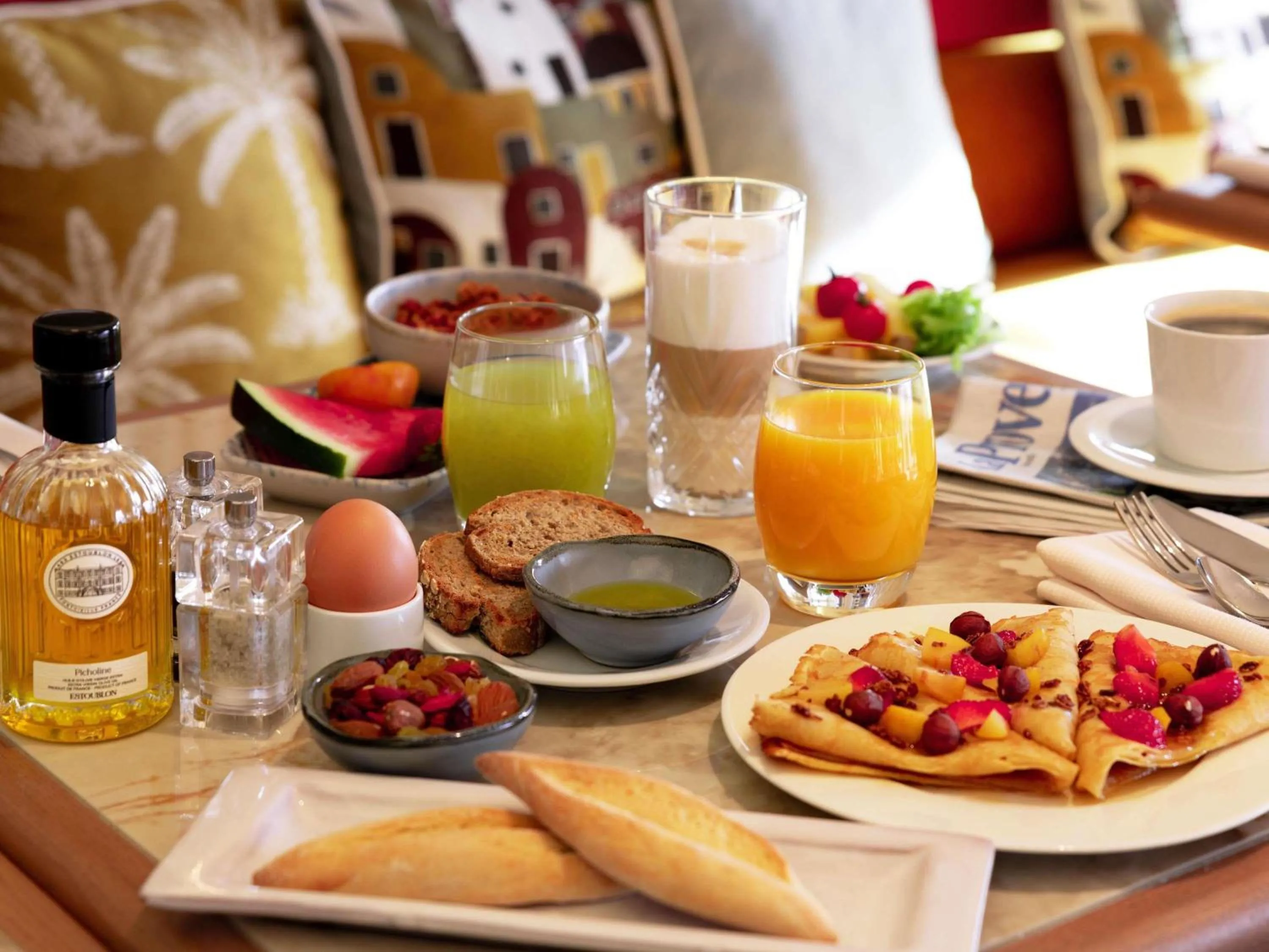 Property building in Grand Hotel Beauvau Marseille Vieux-Port - MGallery Collection