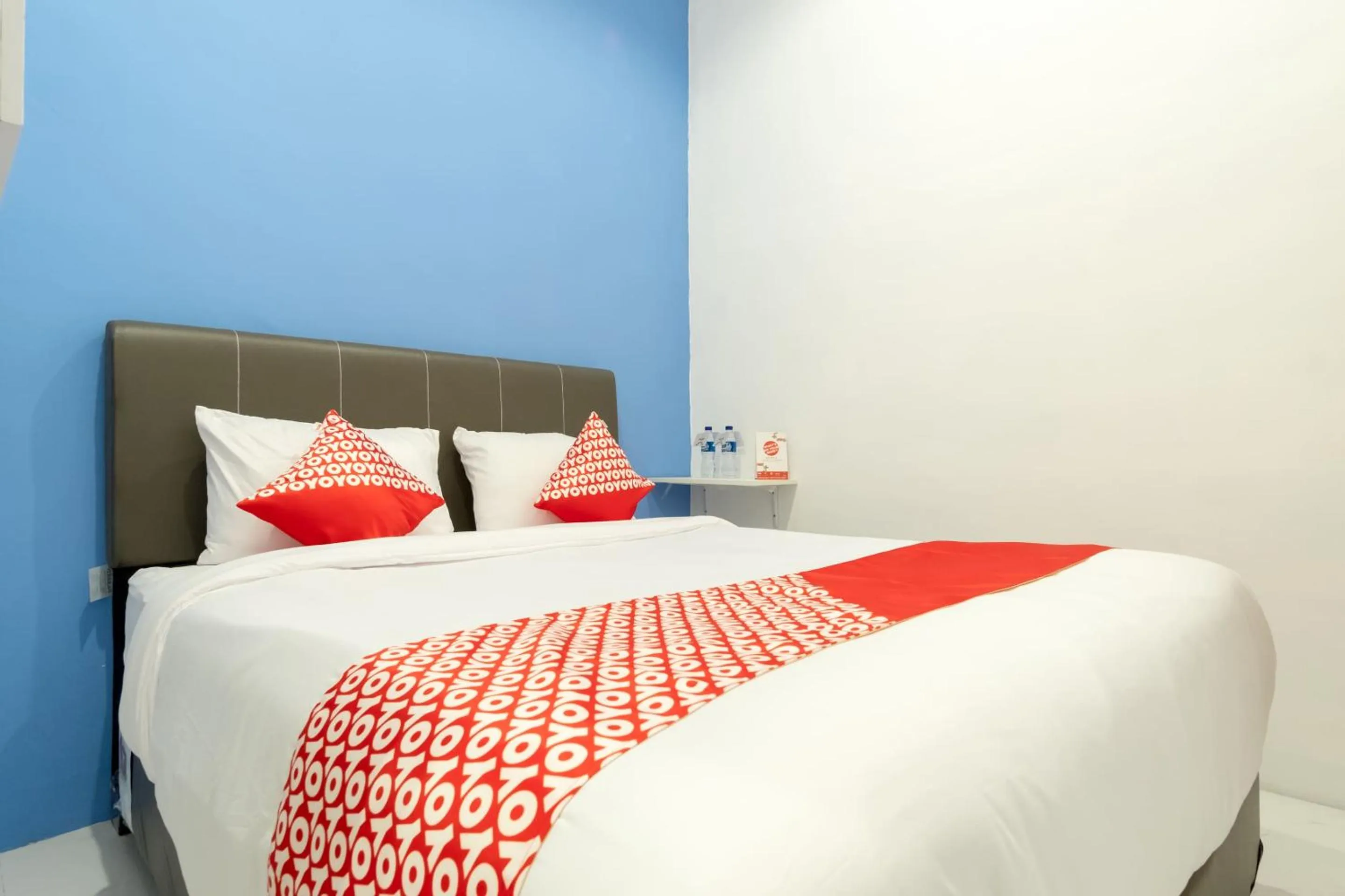 Bedroom, Bed in Hotel O Royal Guest House