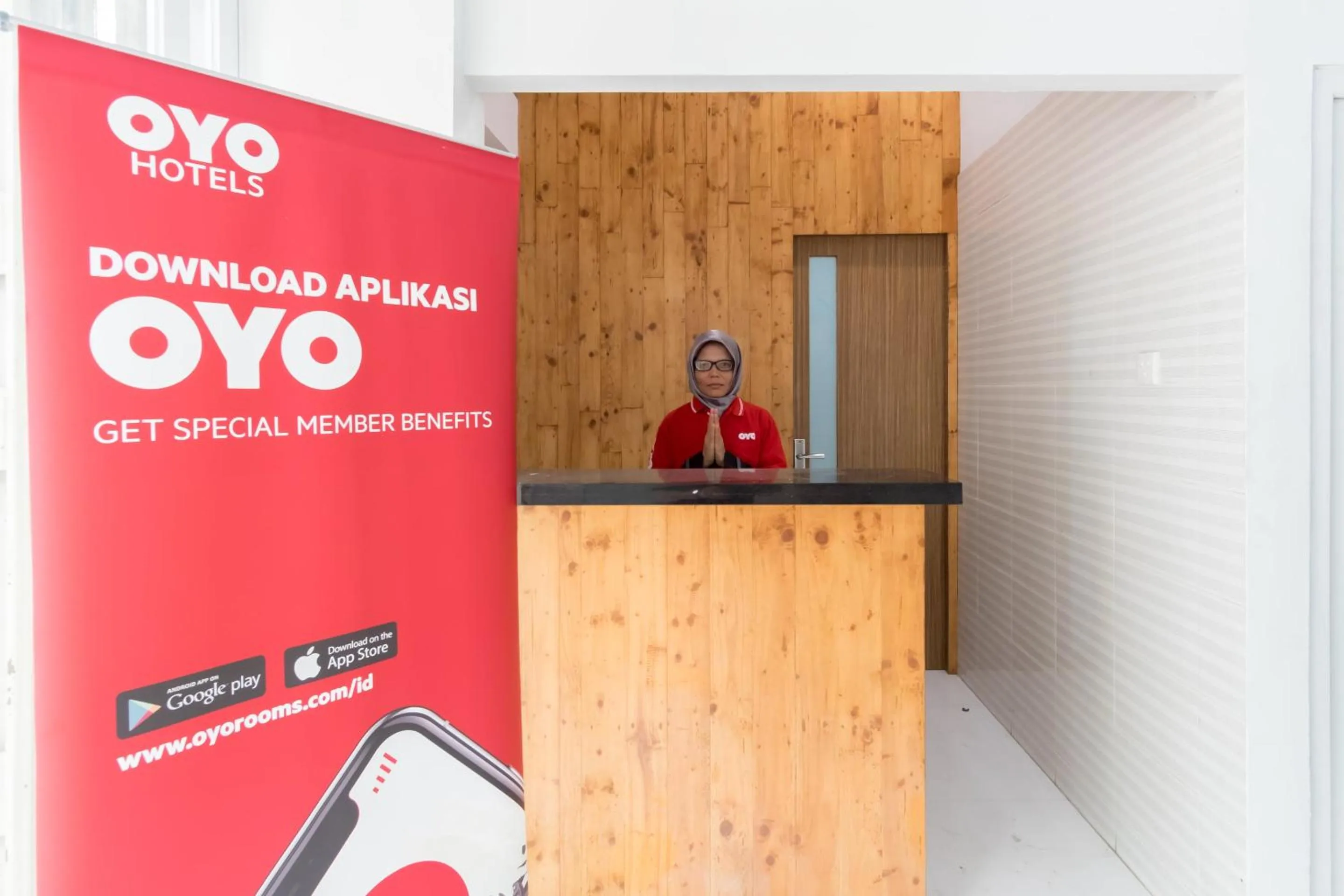 Lobby or reception in Hotel O Royal Guest House