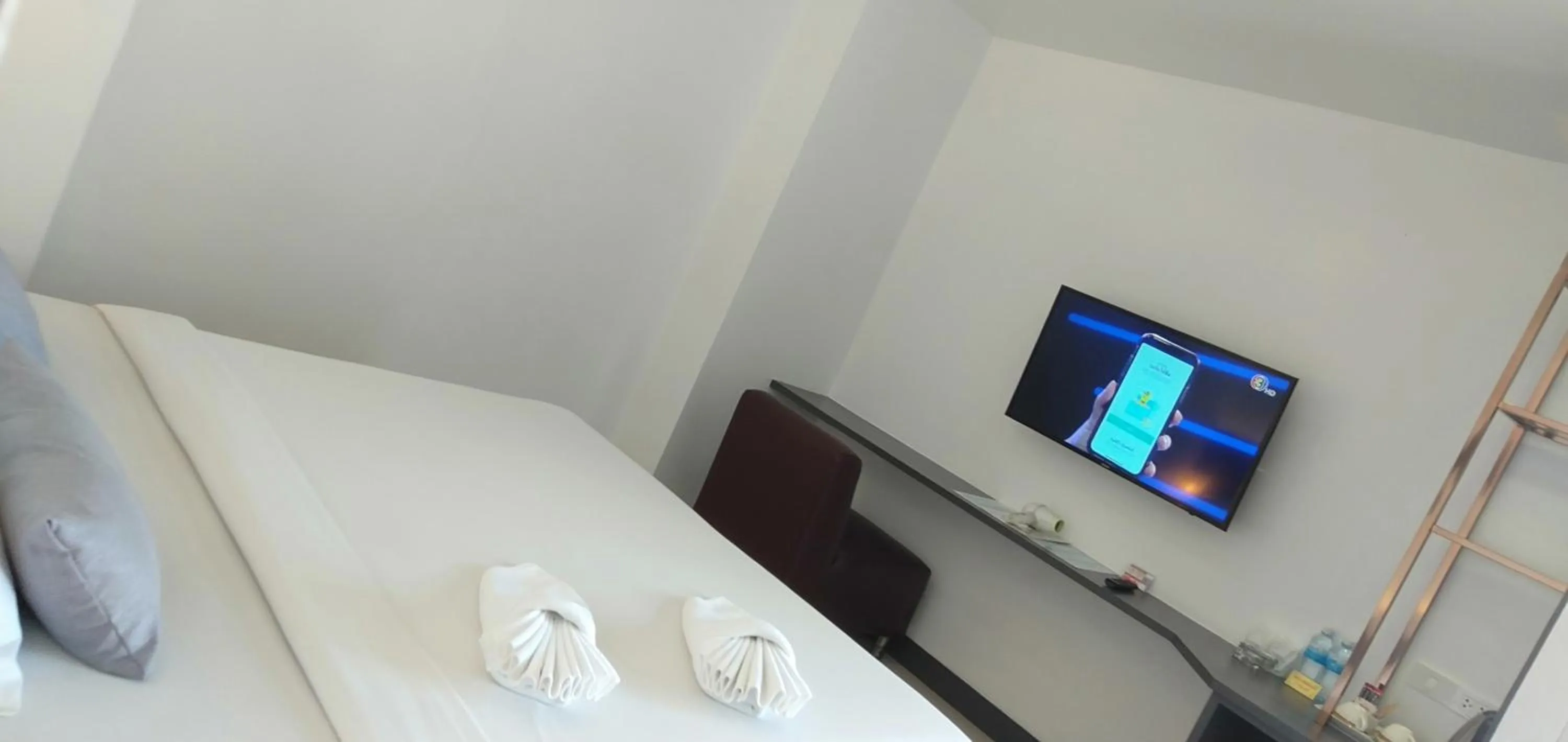 Bed in Flipper House Hotel - SHA Extra Plus
