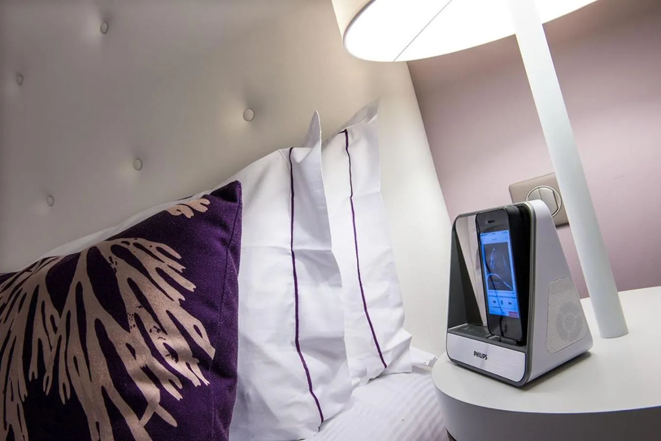 Decorative detail, Bed in Hôtel Château des Tourelles - Relais Thalasso & Spa