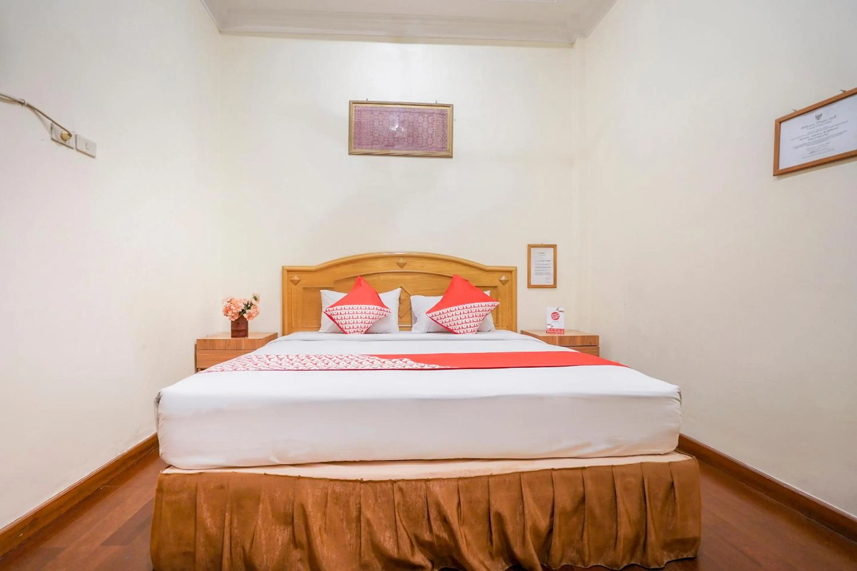 Bedroom in SUPER OYO 1173 Hotel Shofa Marwah