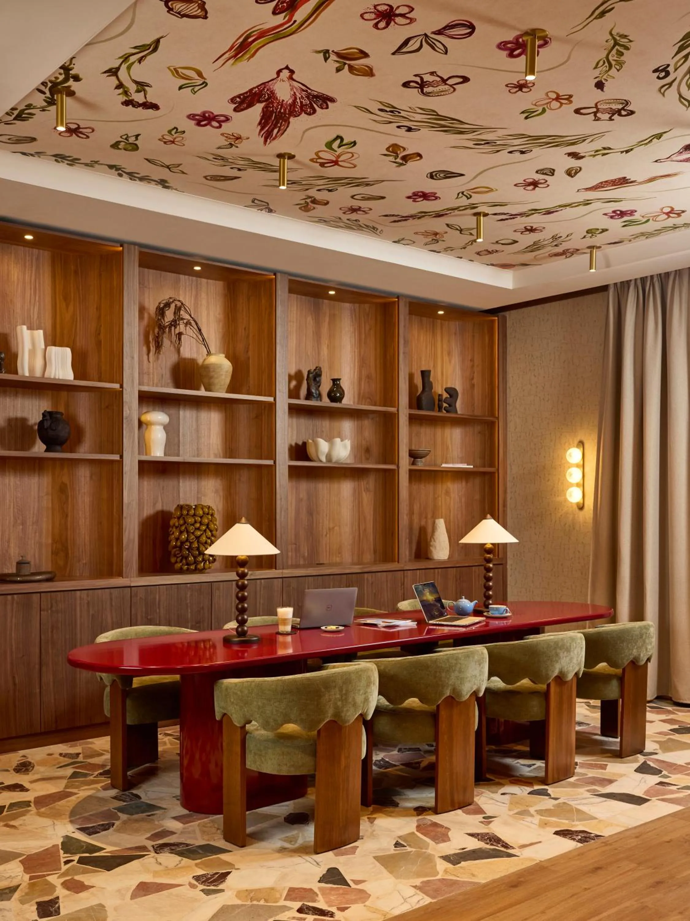 Lobby or reception in Grand Hôtel Roi René Aix - MGallery Collection