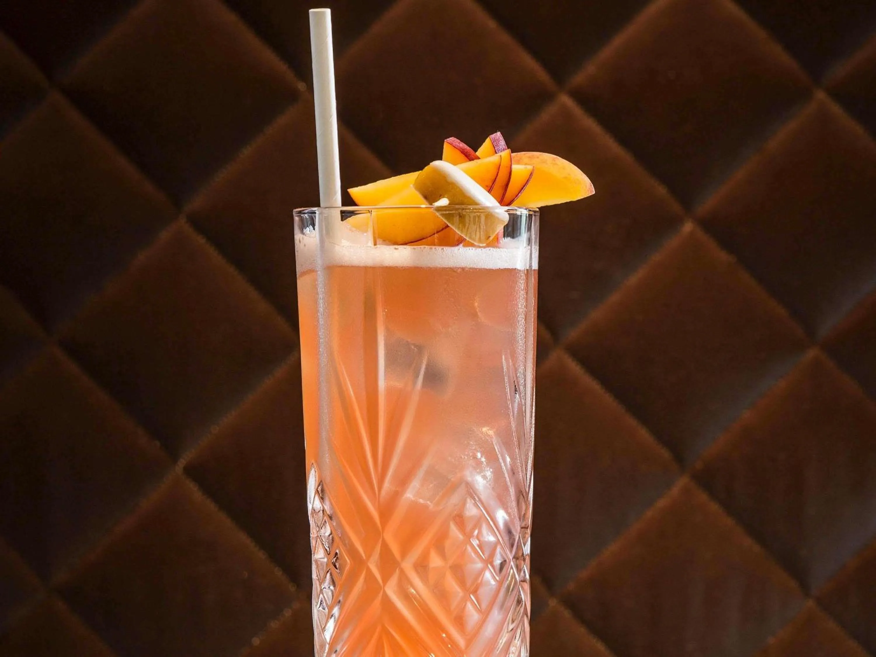 Lounge or bar in Grand Hôtel Roi René Aix - MGallery Collection