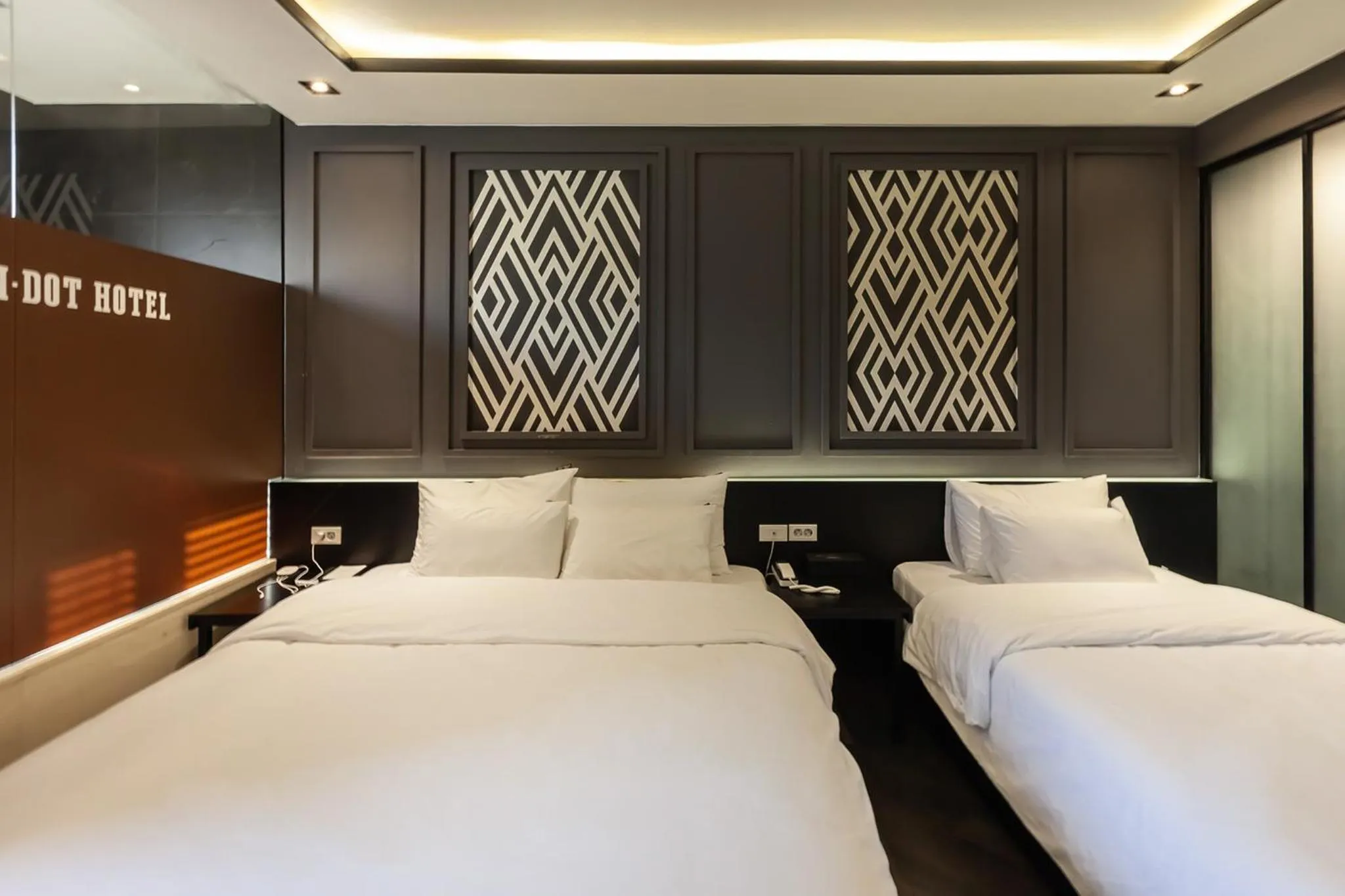 Bed in Beomil Brown Dot Hotel