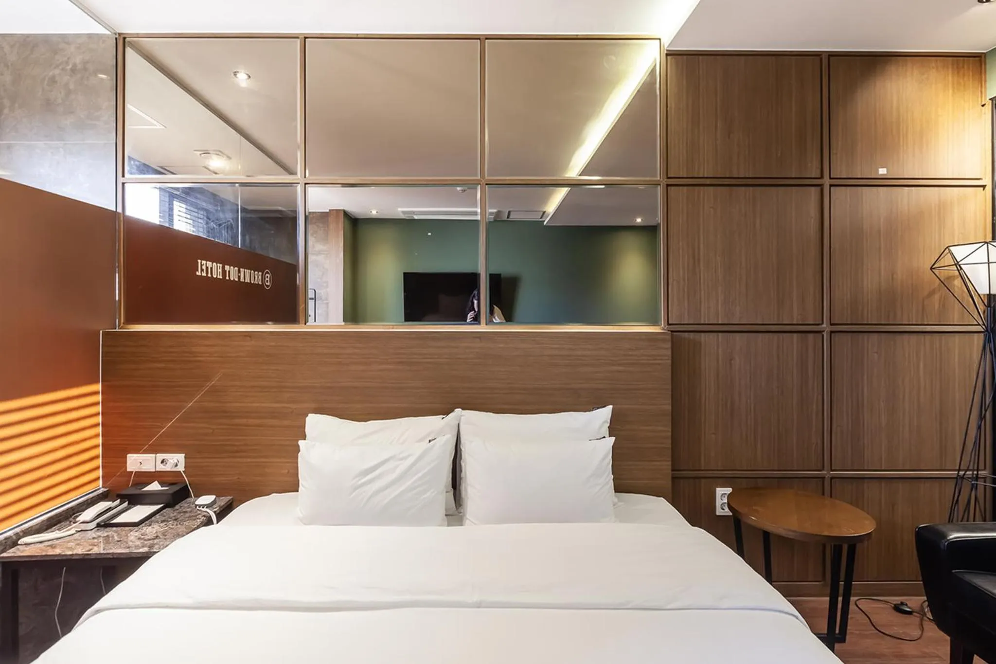 Bedroom, Bed in Beomil Brown Dot Hotel