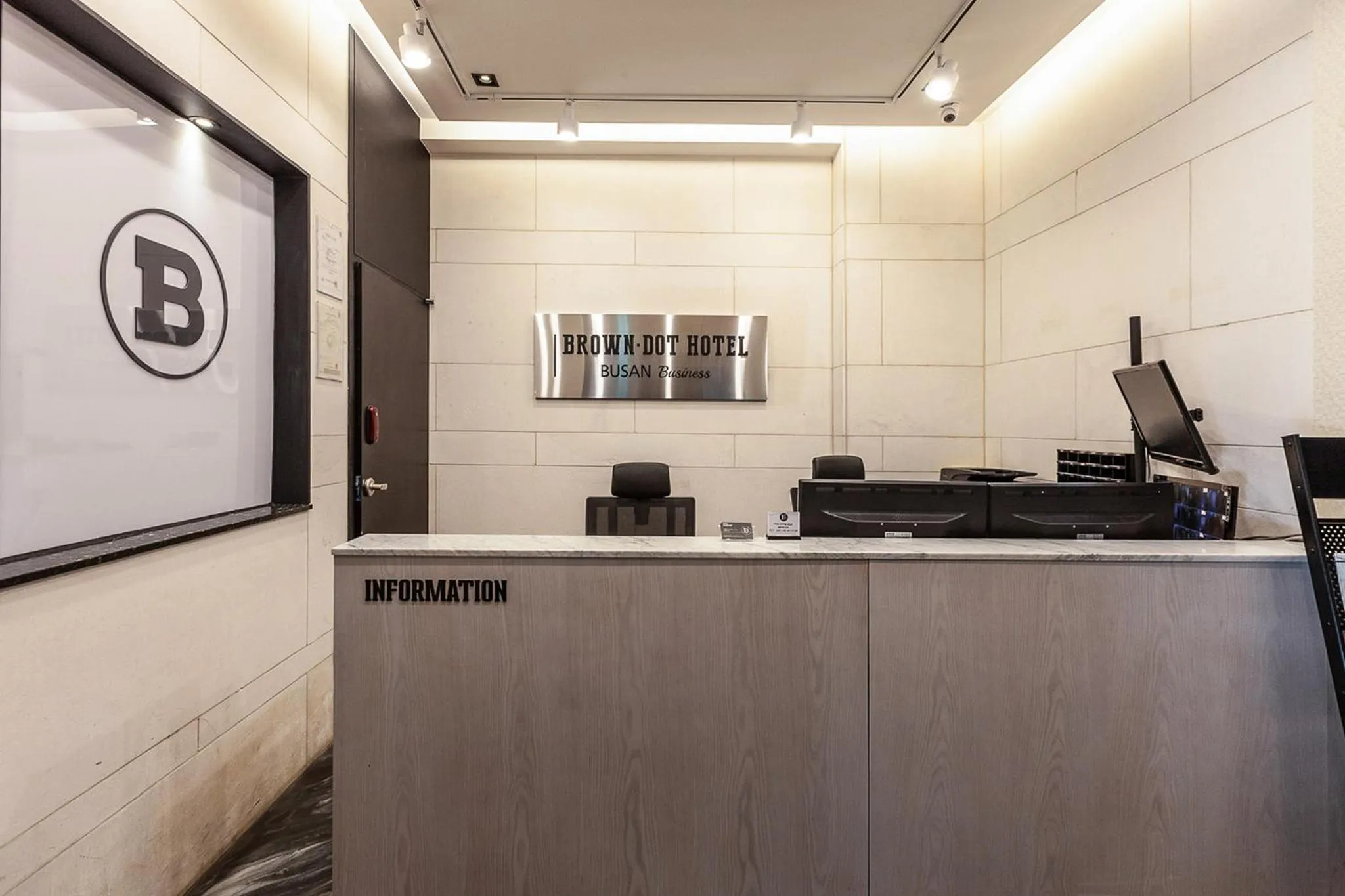 Lobby or reception in Beomil Brown Dot Hotel