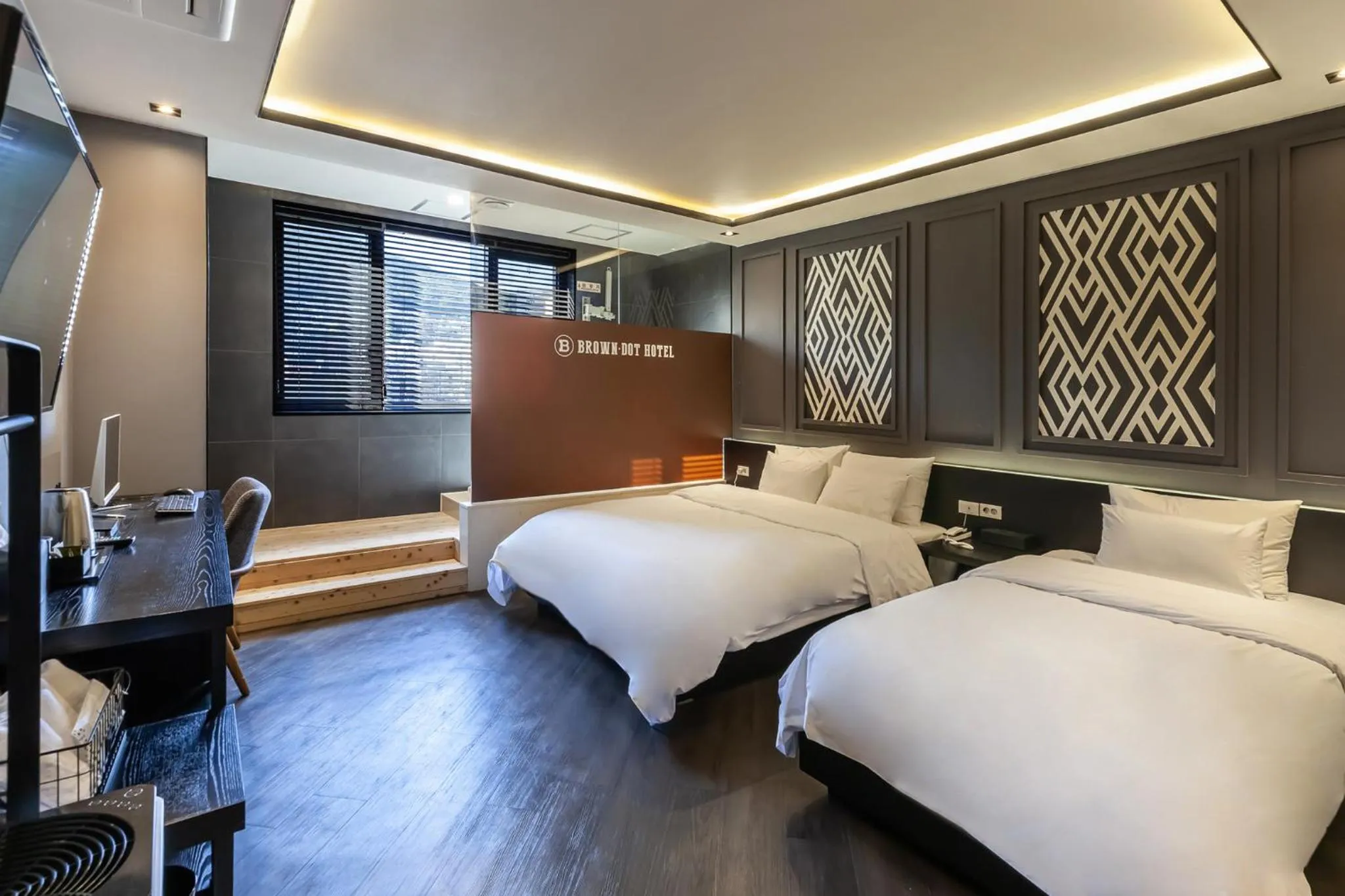 Photo of the whole room, Bed in Beomil Brown Dot Hotel