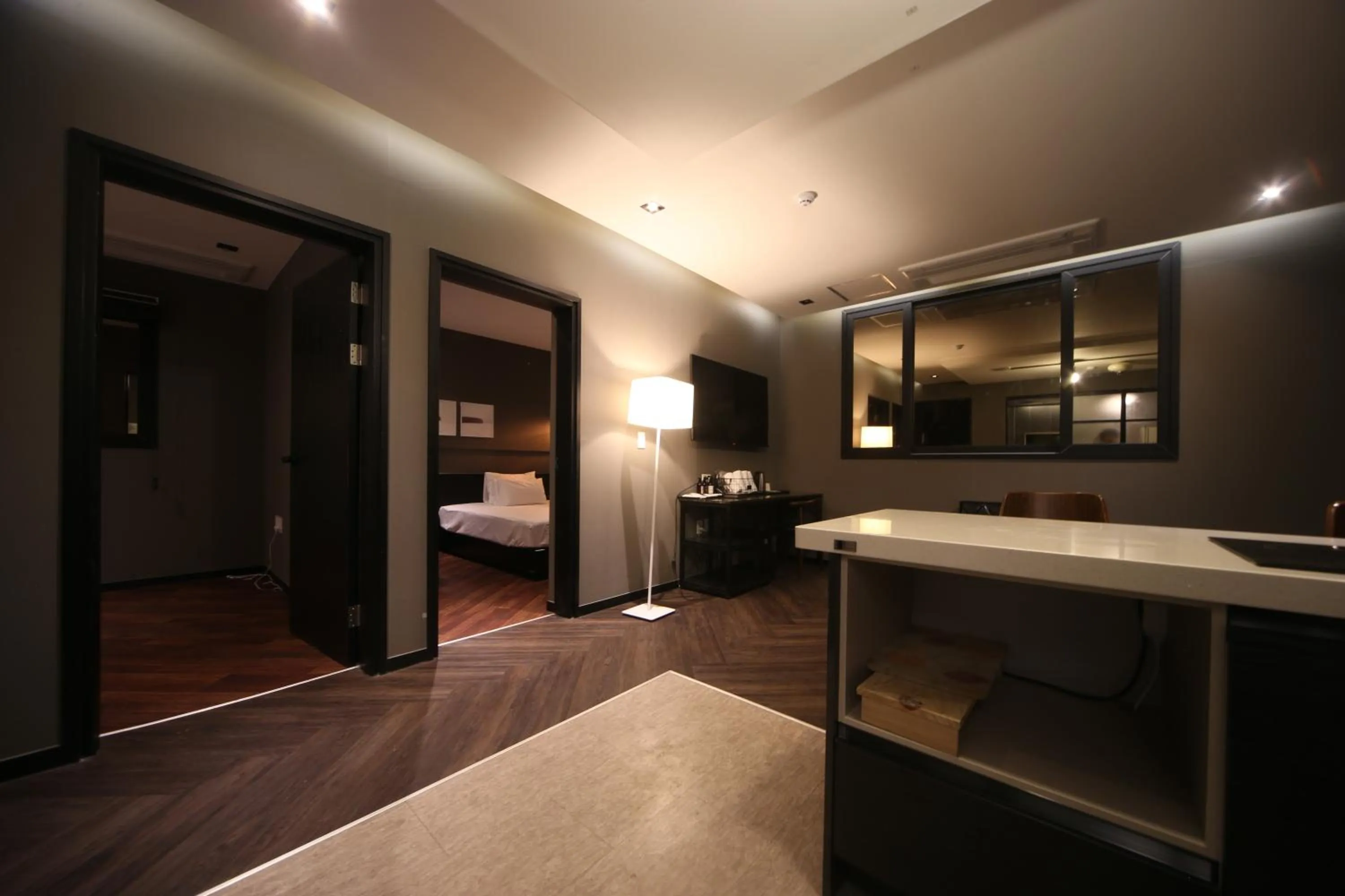 Photo of the whole room, Bed in Beomil Brown Dot Hotel