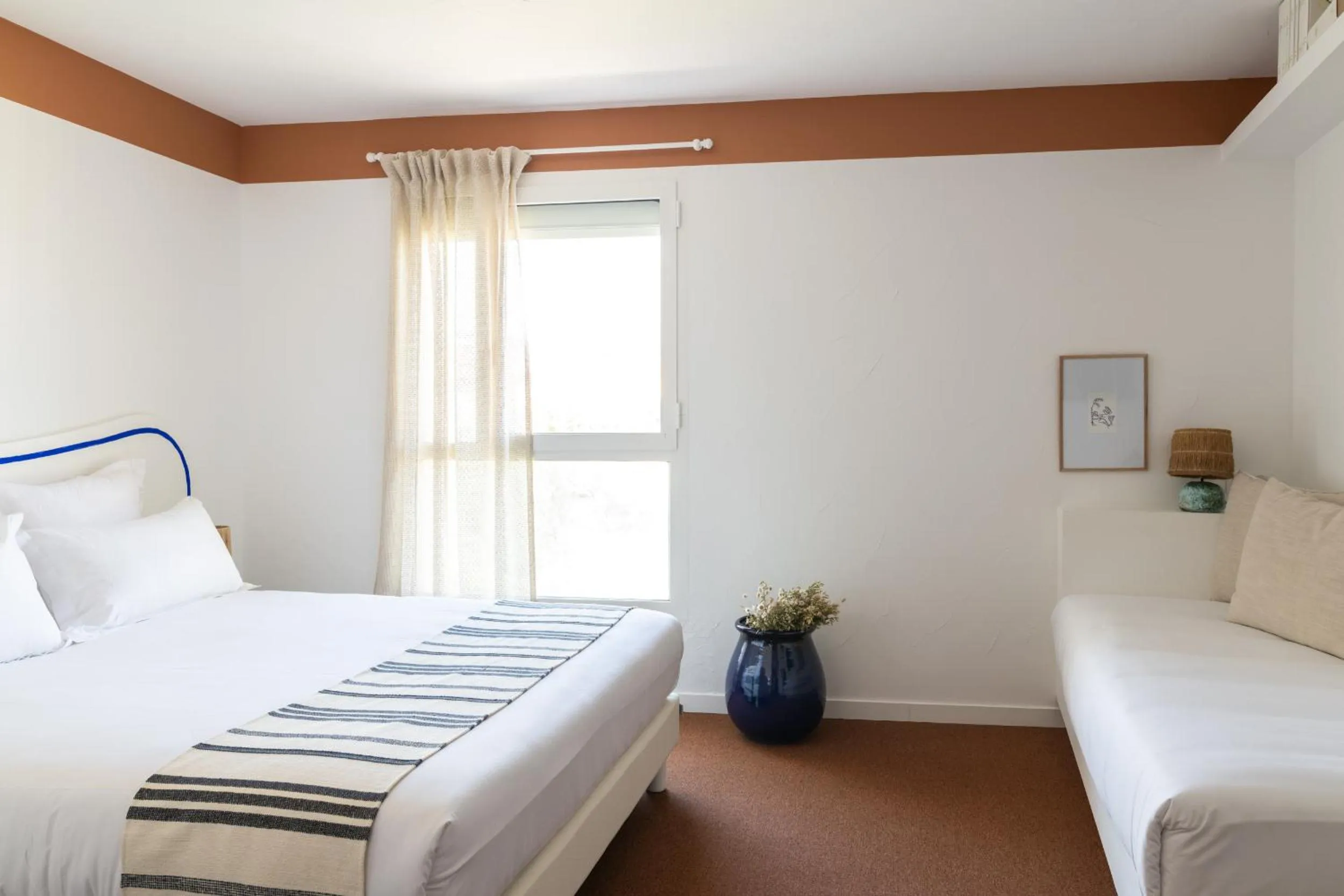 Photo of the whole room, Bed in Hôtel Le Sud