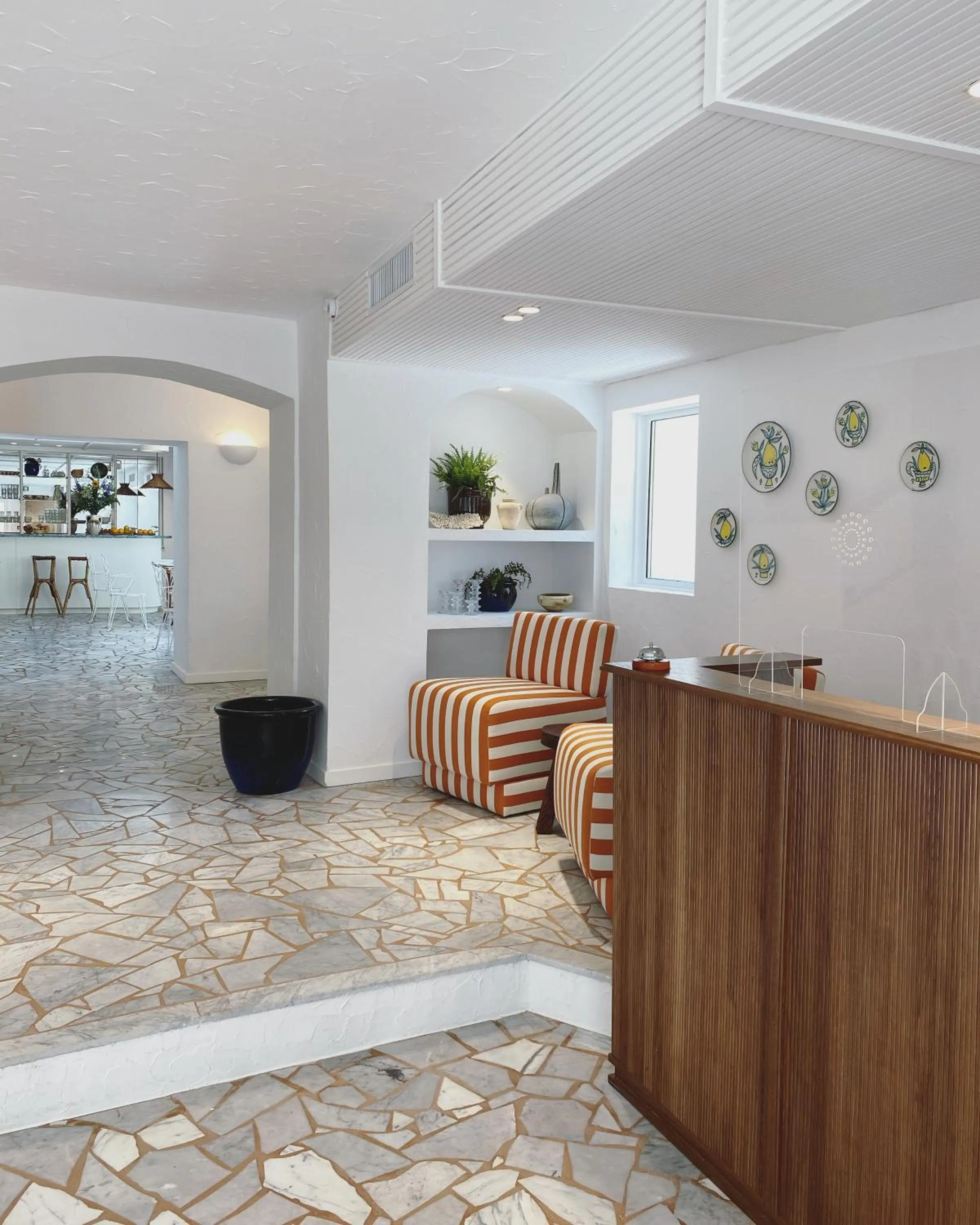 Lobby or reception in Hôtel Le Sud