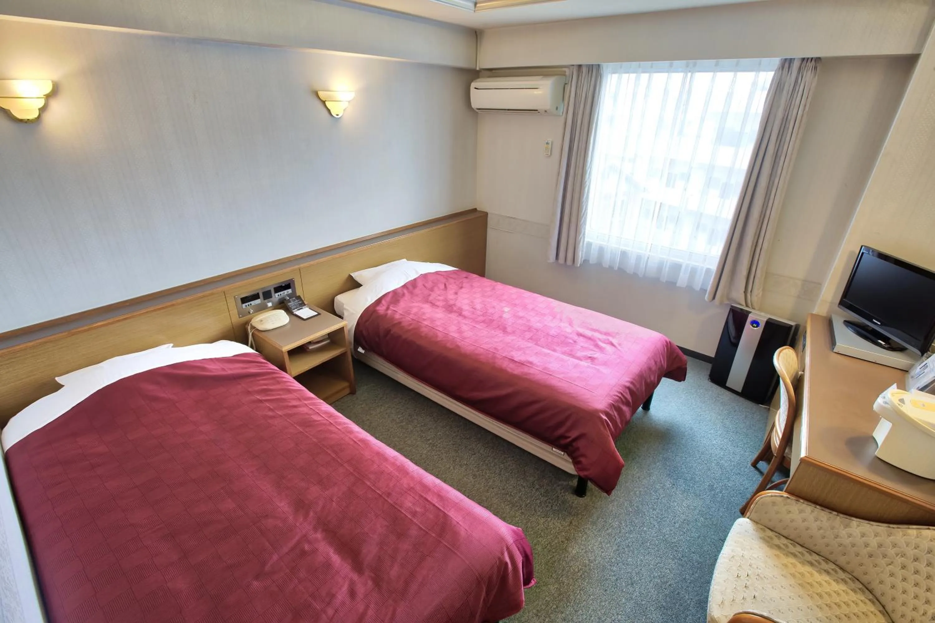 Photo of the whole room, Bed in Okinawa Hotel