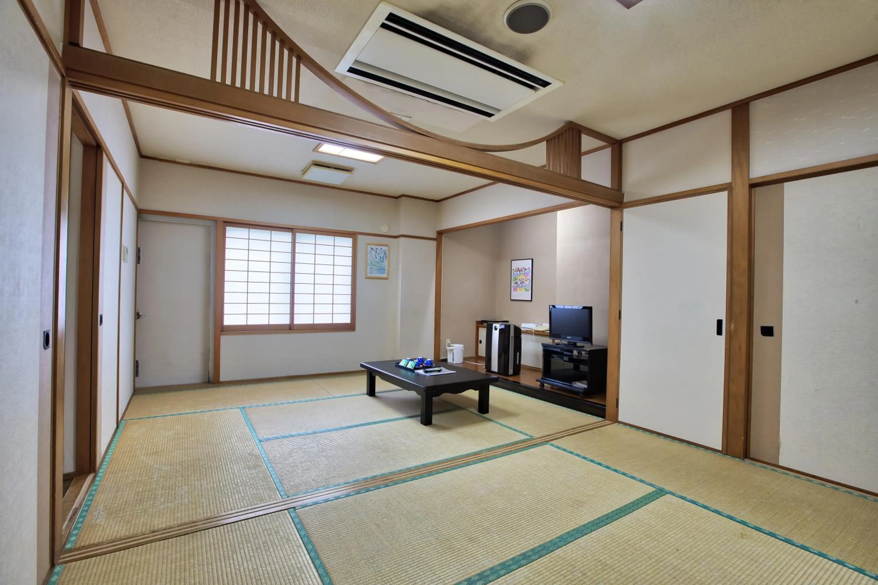 Photo of the whole room in Okinawa Hotel