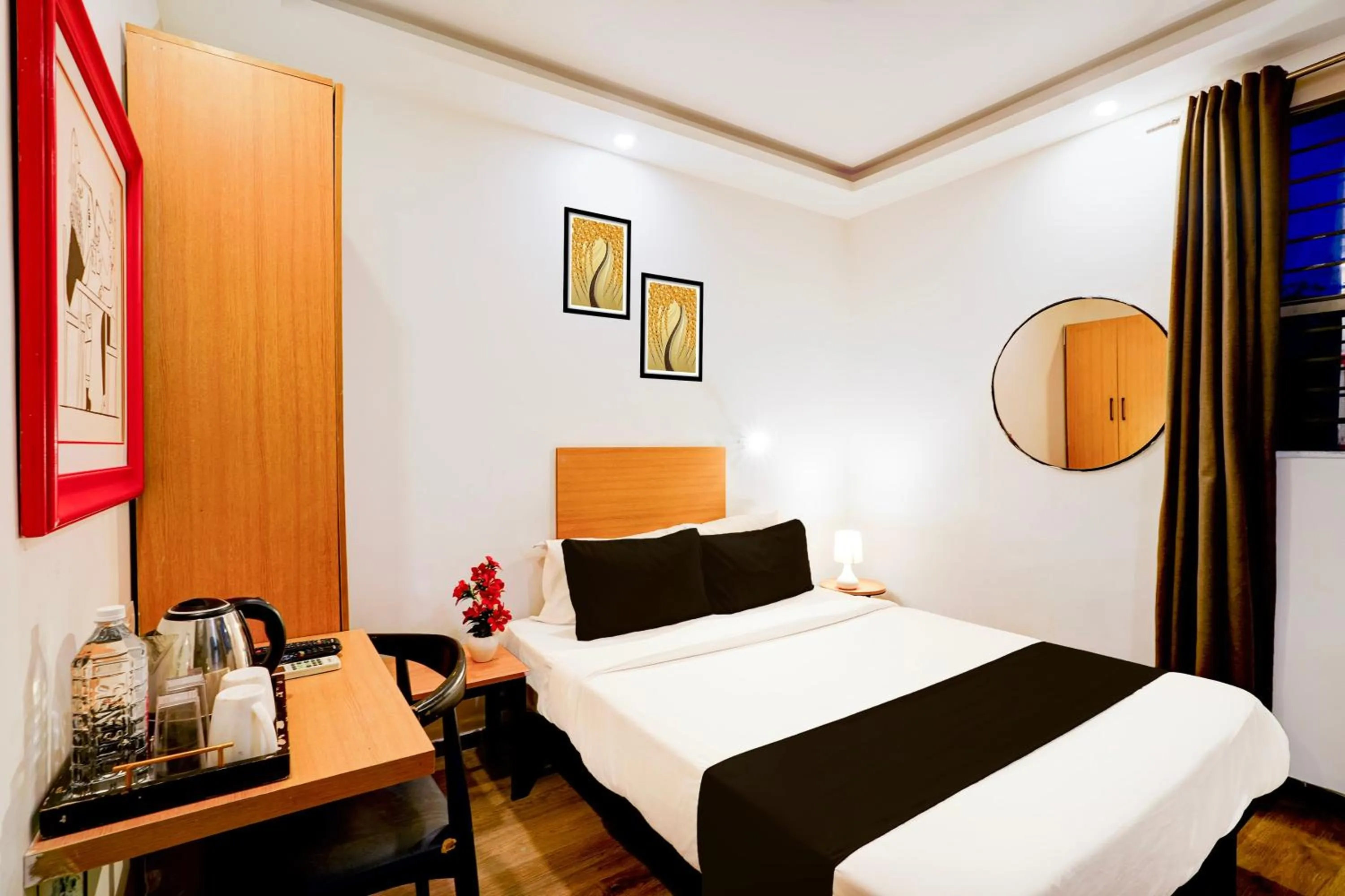 Bedroom in Super Townhouse Jayanagar