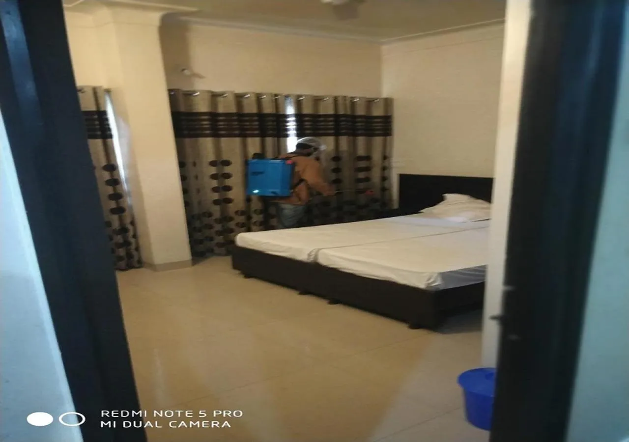 Other, Bed in Hotel Rose Lodge