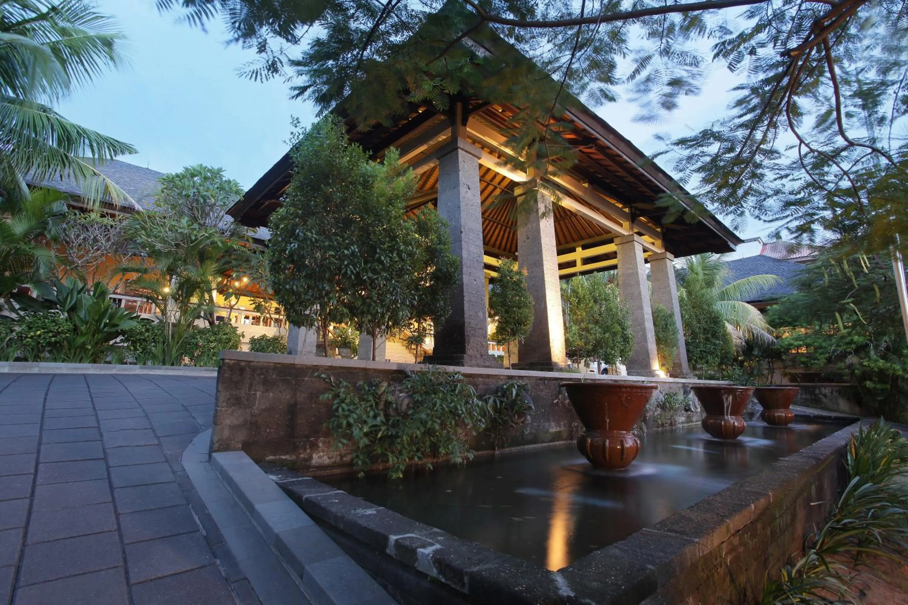 Property building in Peninsula Beach Resort