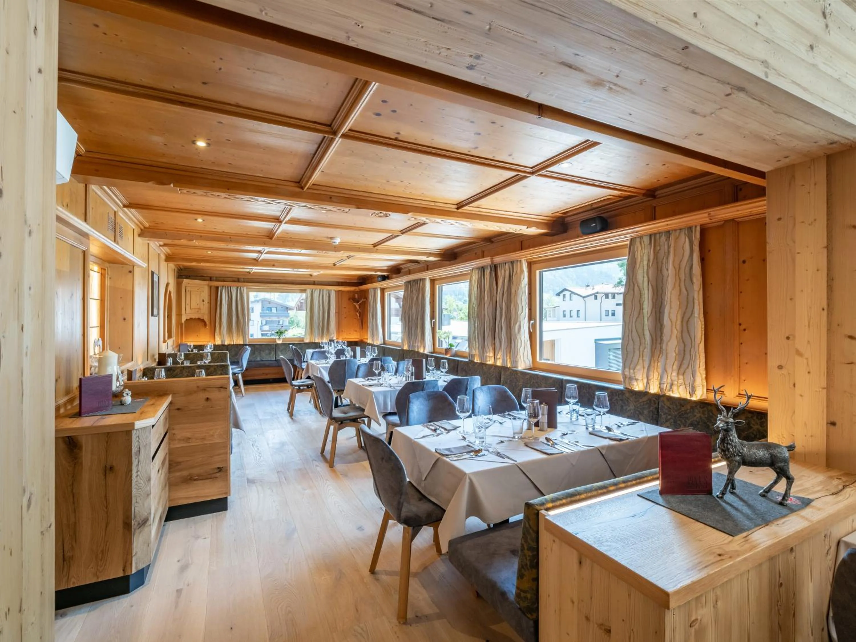Restaurant/places to eat in Hotel Alpina
