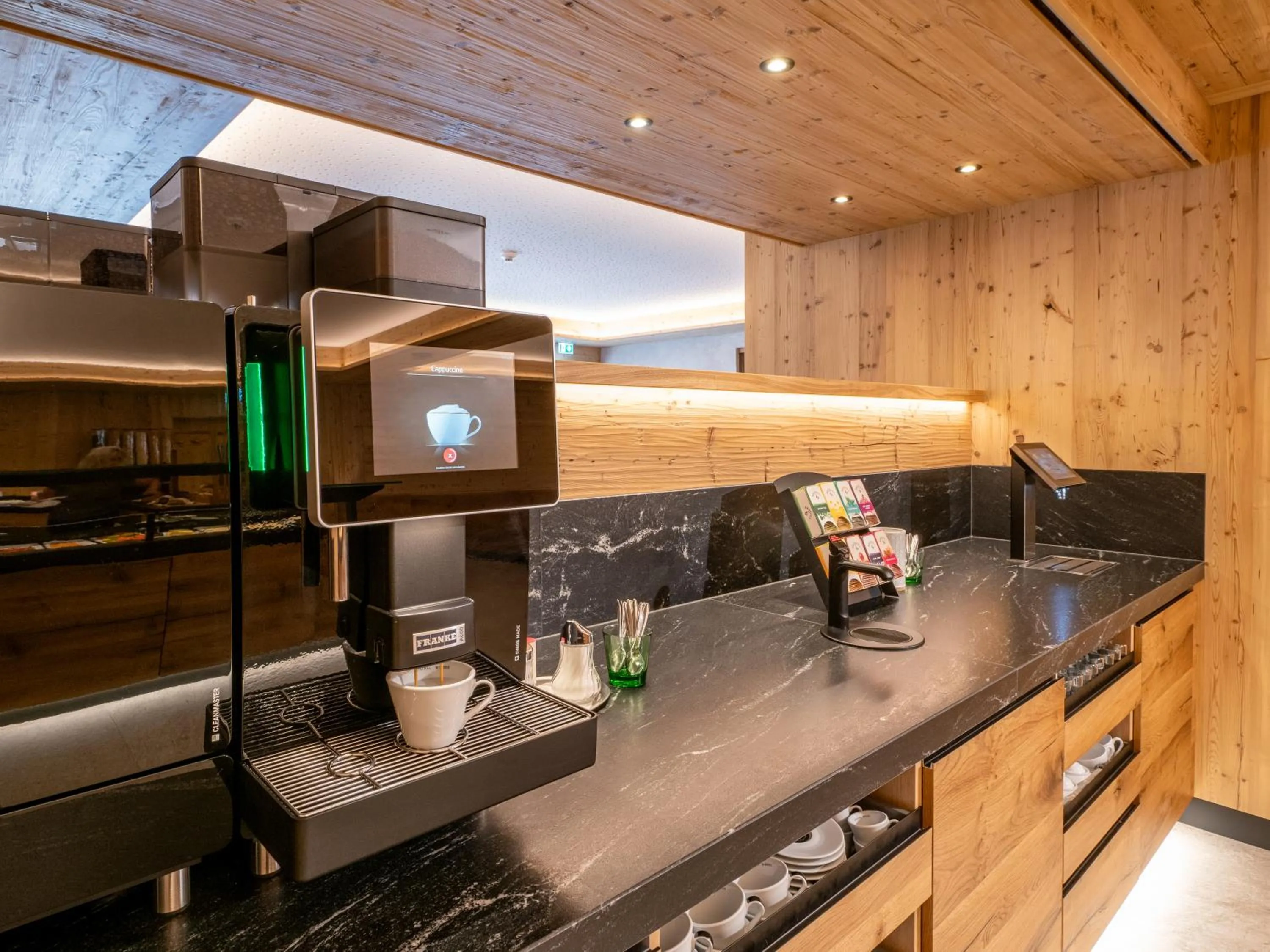 Breakfast in Hotel Alpina