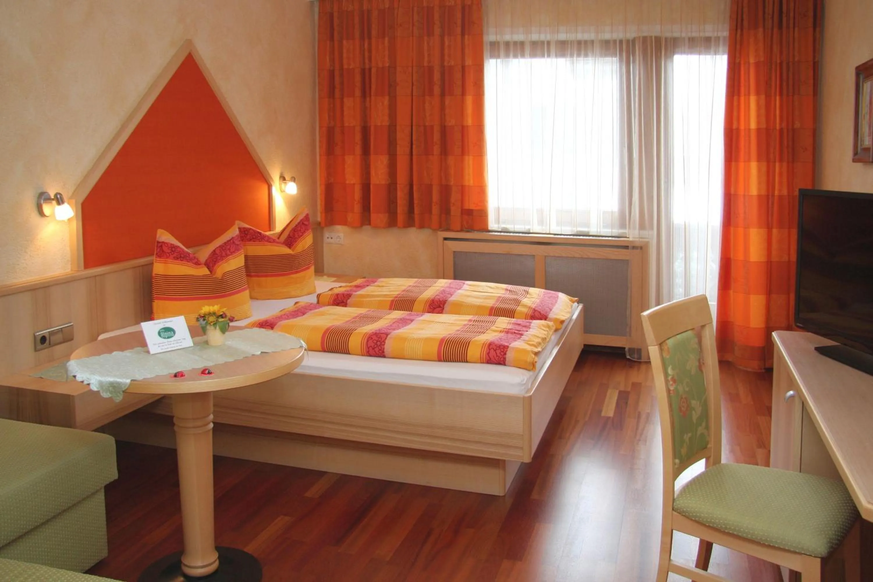 Photo of the whole room, Bed in Hotel Alpina