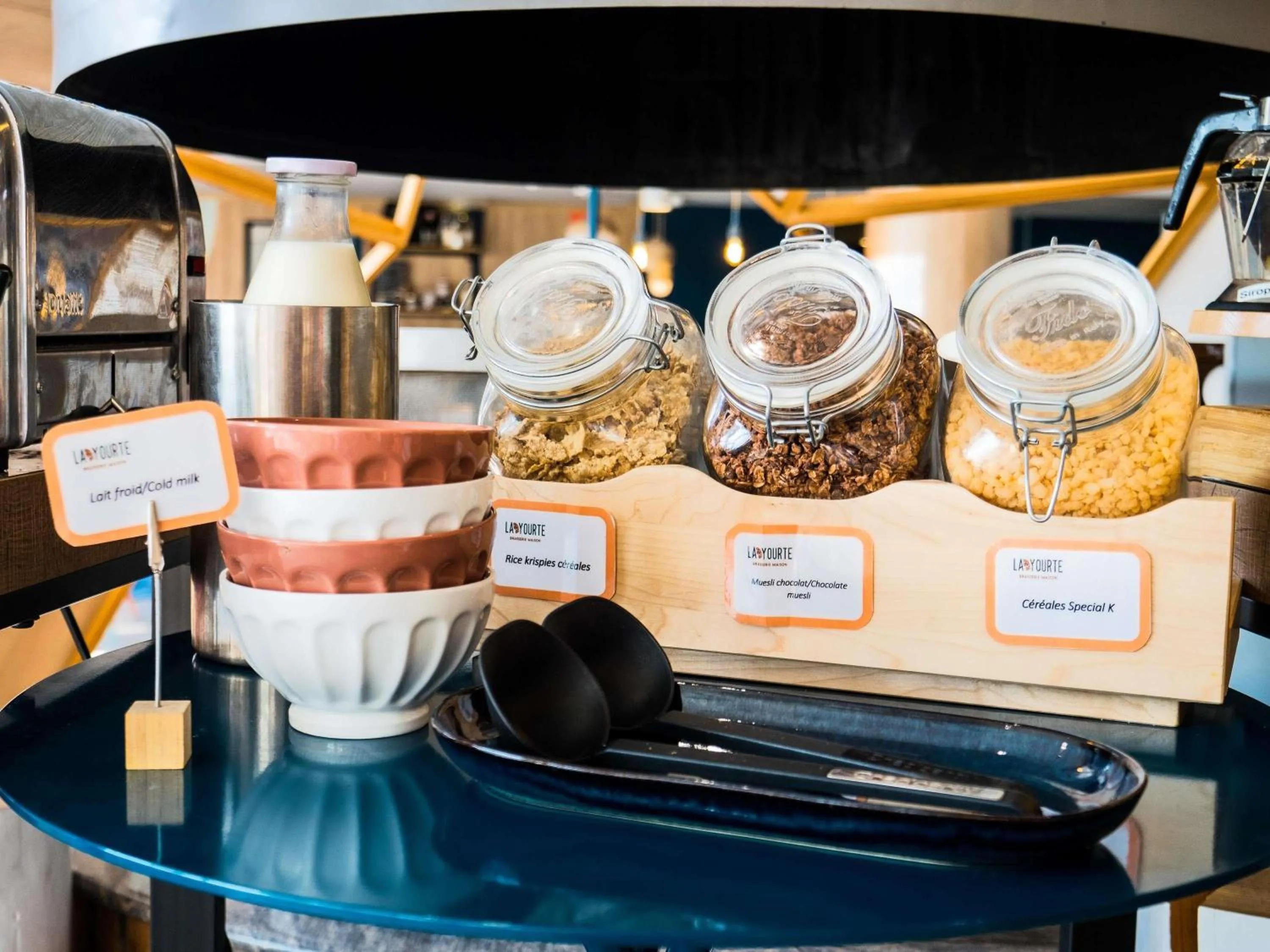 Breakfast in Mercure Annemasse Porte De Genève