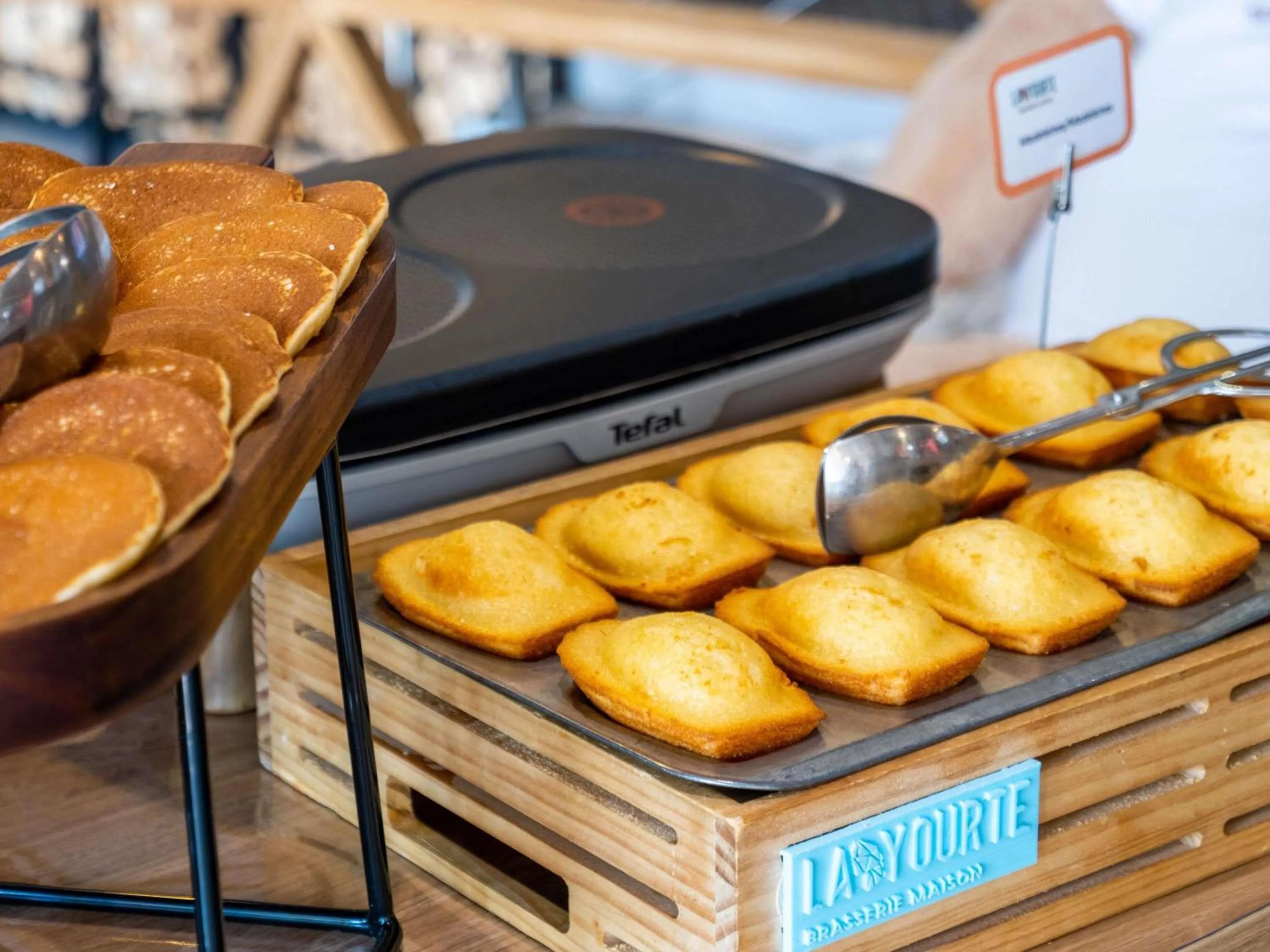 Restaurant/places to eat in Mercure Annemasse Porte De Genève