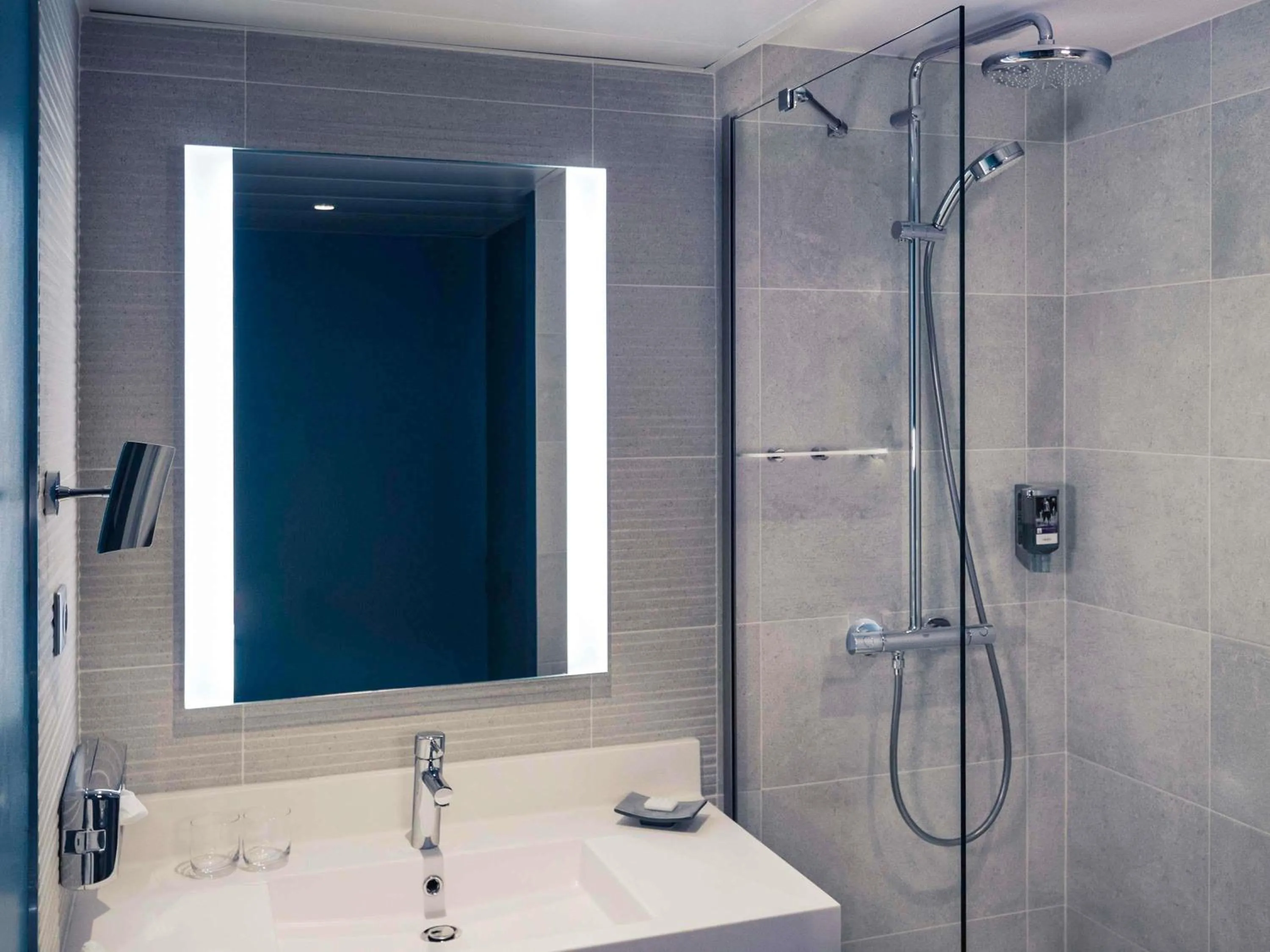 Superior Double Room in Mercure Annemasse Porte De Genève