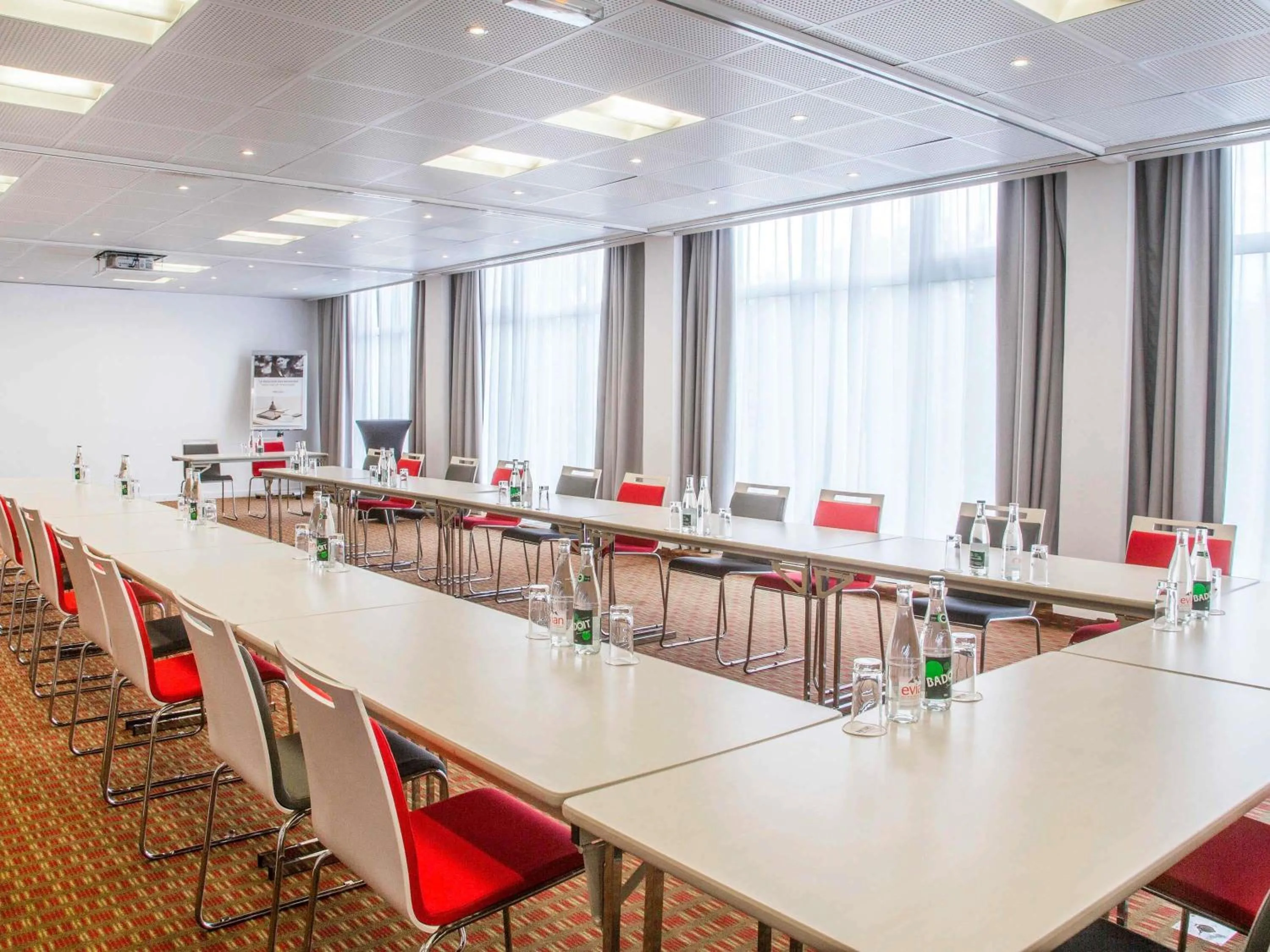 Meeting/conference room in Mercure Annemasse Porte De Genève