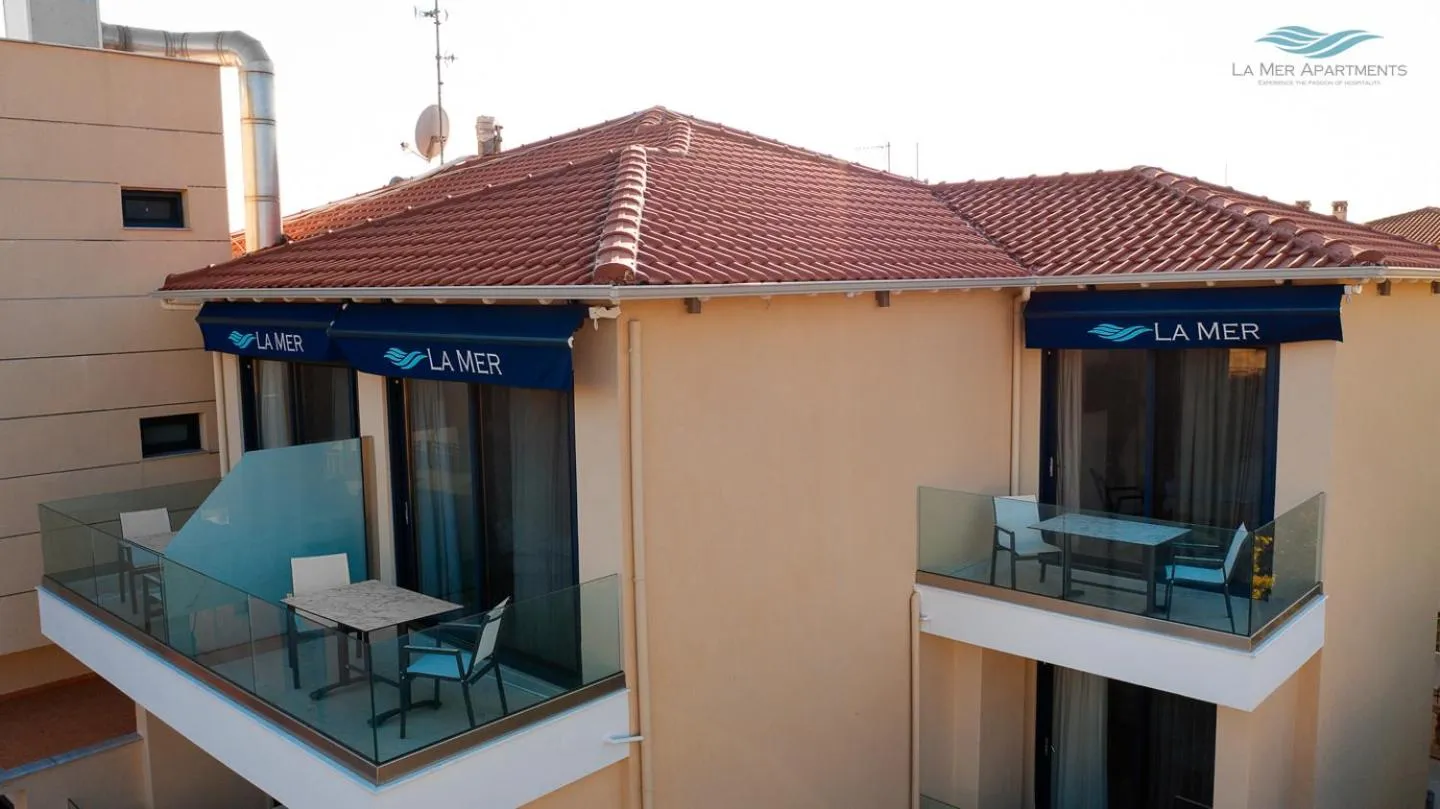 Balcony/Terrace in La Mer Apartments